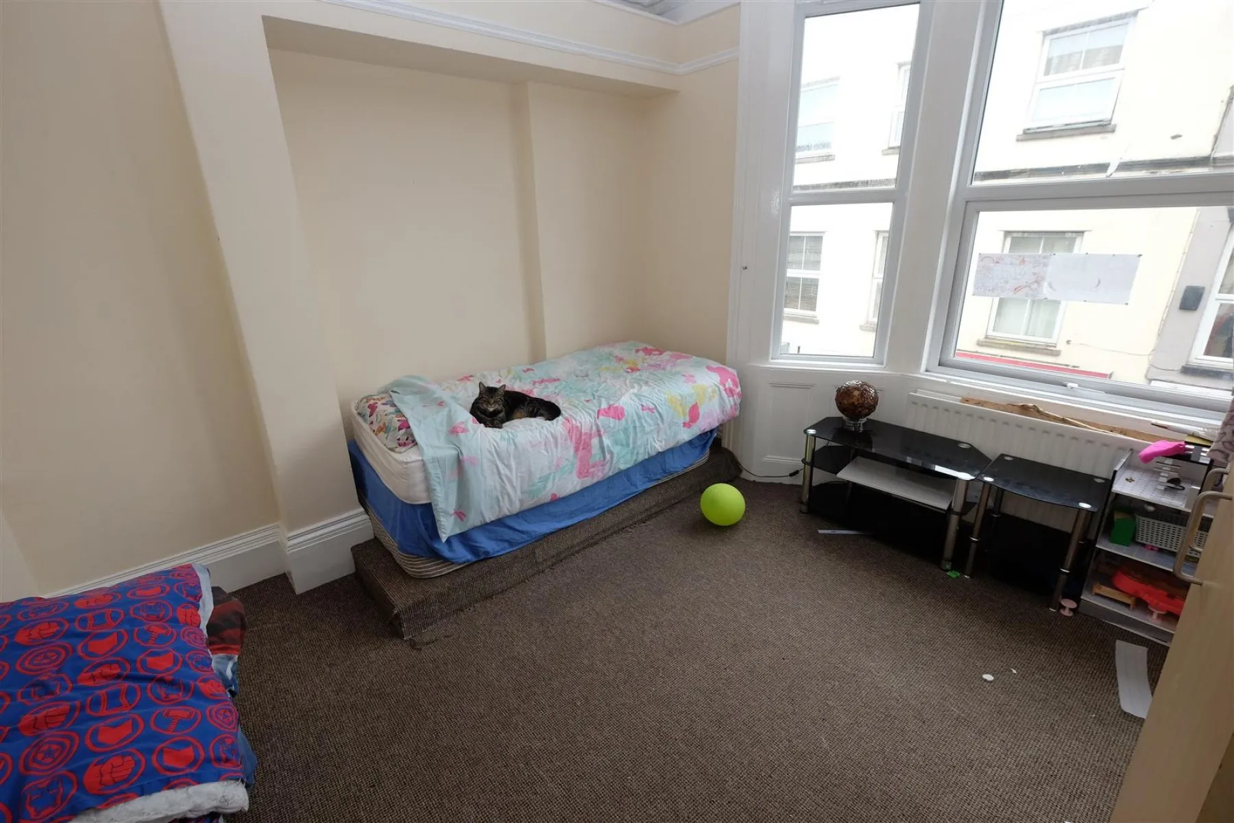 FREEEHOLD INVESTMENT - 4 x 2 BED FLATS, 8 bedroom, Flat - 30239763