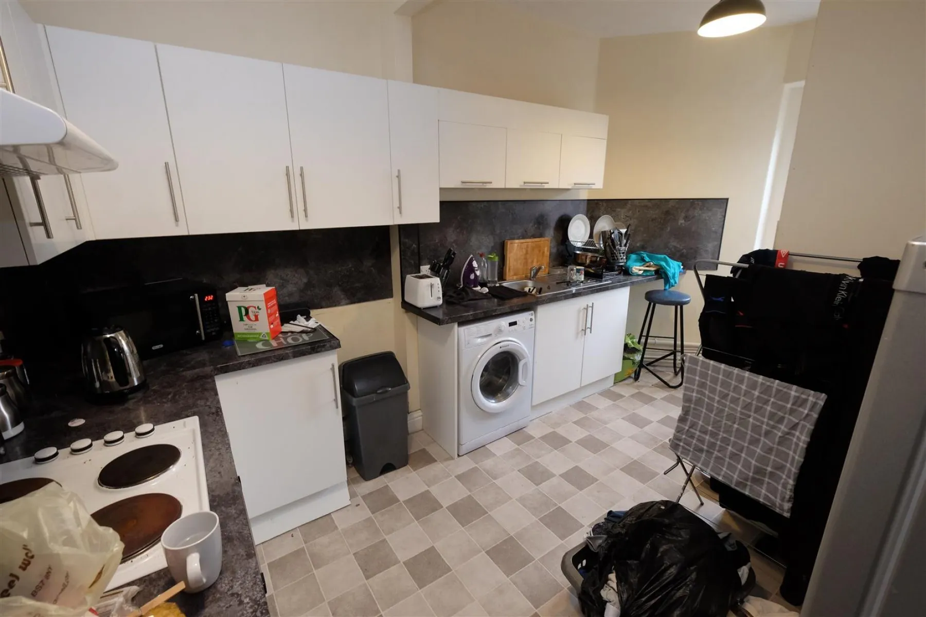 FREEEHOLD INVESTMENT - 4 x 2 BED FLATS, 8 bedroom, Flat - 30239763