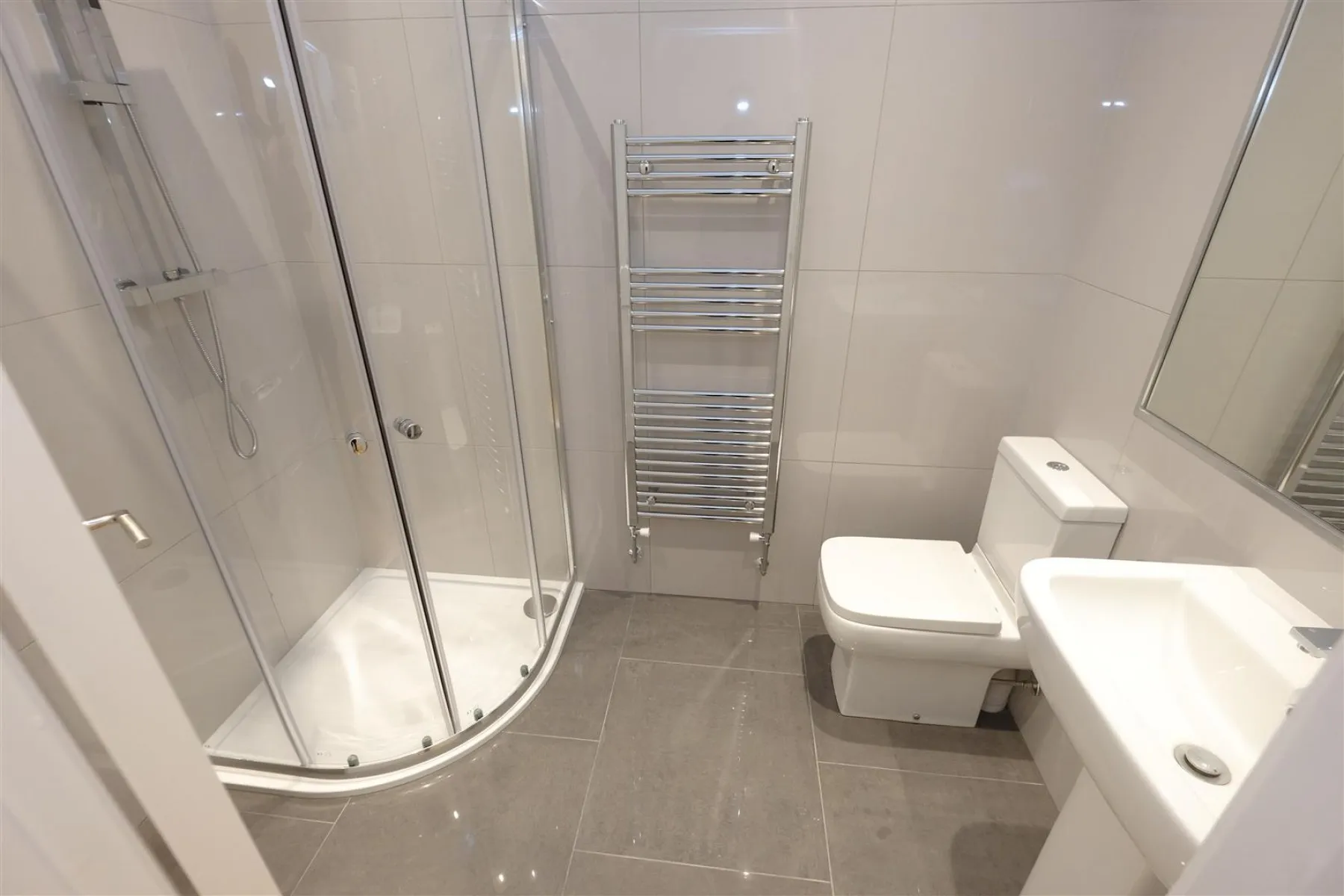 RENOVATED 1 BED - REDUCED PRICE FOR AUCTION, 1 bedroom, Flat - 30109992