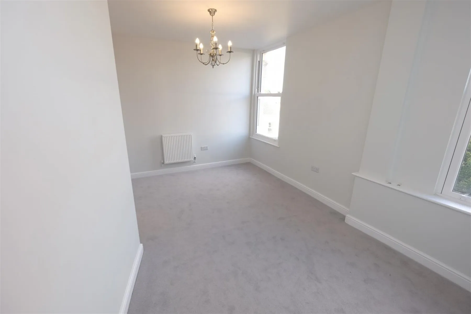 RENOVATED 1 BED - REDUCED PRICE FOR AUCTION, 1 bedroom, Flat - 30109993