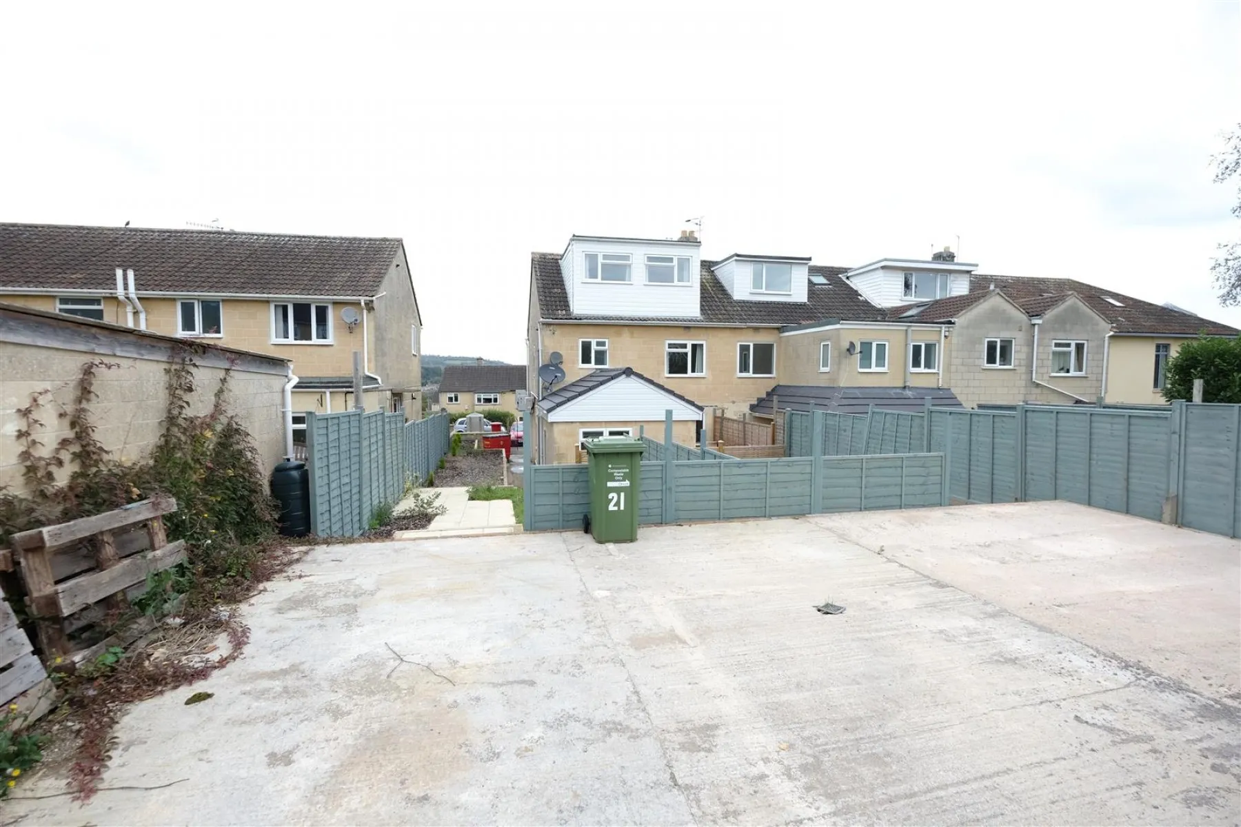 COMMERCIAL INVESTMENT - £14k pa, Commercial - 30119210