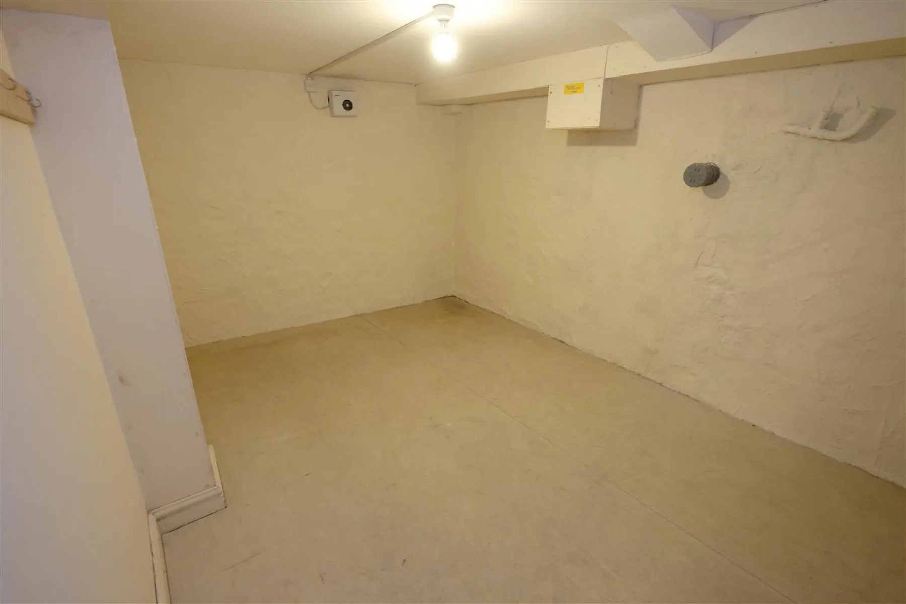 COMMERCIAL + PARKING - MONTPELIER, Commercial - 29368917