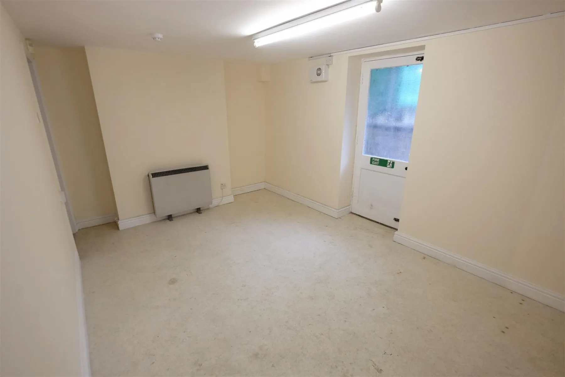 COMMERCIAL + PARKING - MONTPELIER, Commercial - 29368917