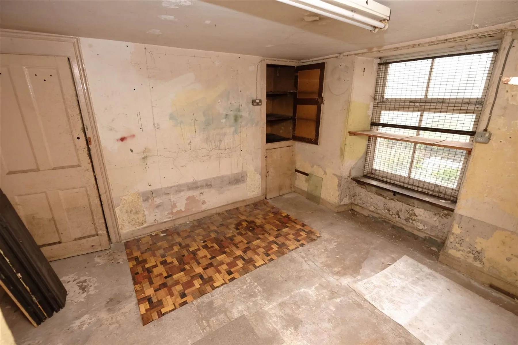 HOUSE FOR UPDATING - HOTWELLS, 4 bedroom, House - Terraced - 29368866