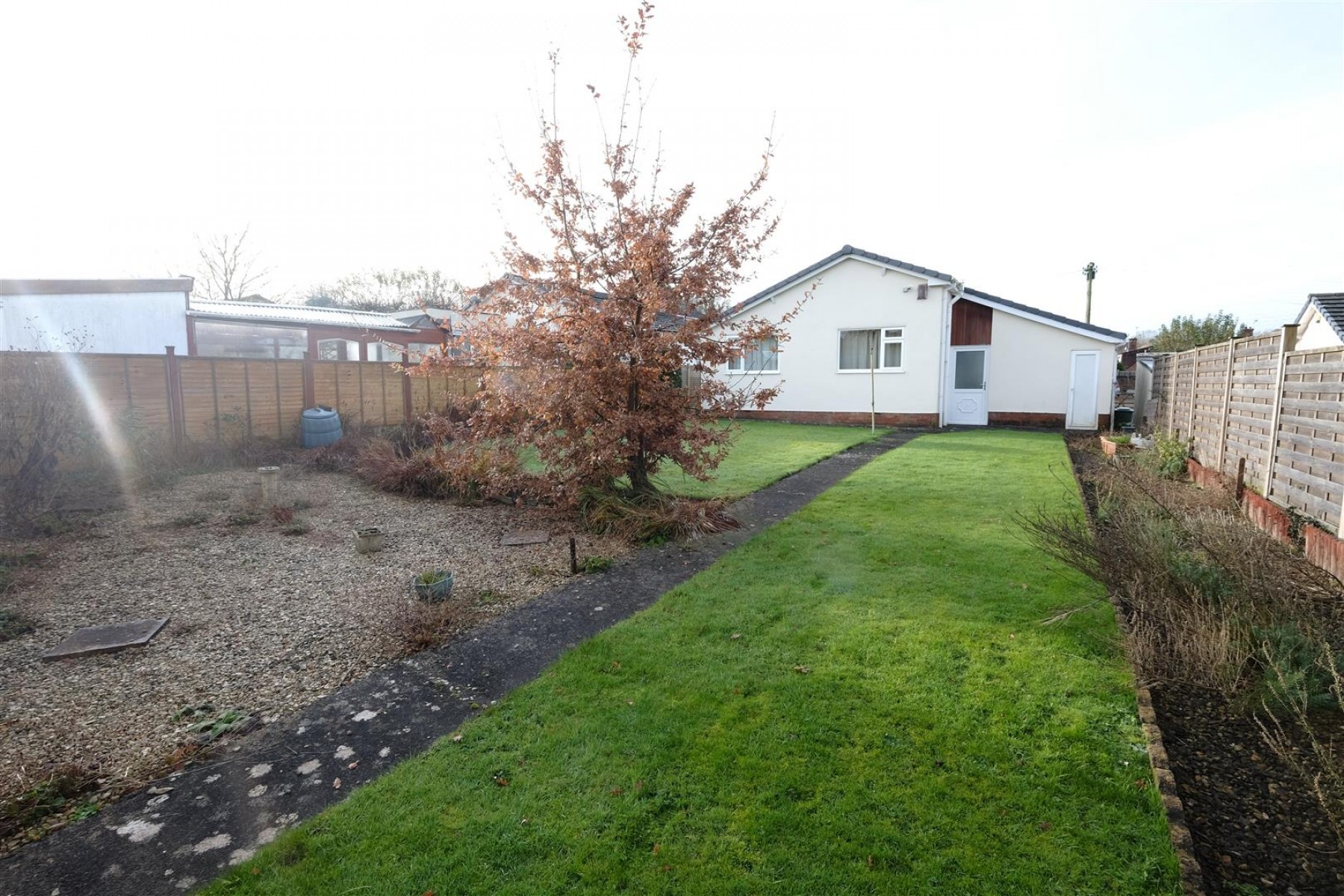 DETACHED BUNGALOW FOR UPDATING - PILL, 3 bedroom, Bungalow - Detached - 29368895