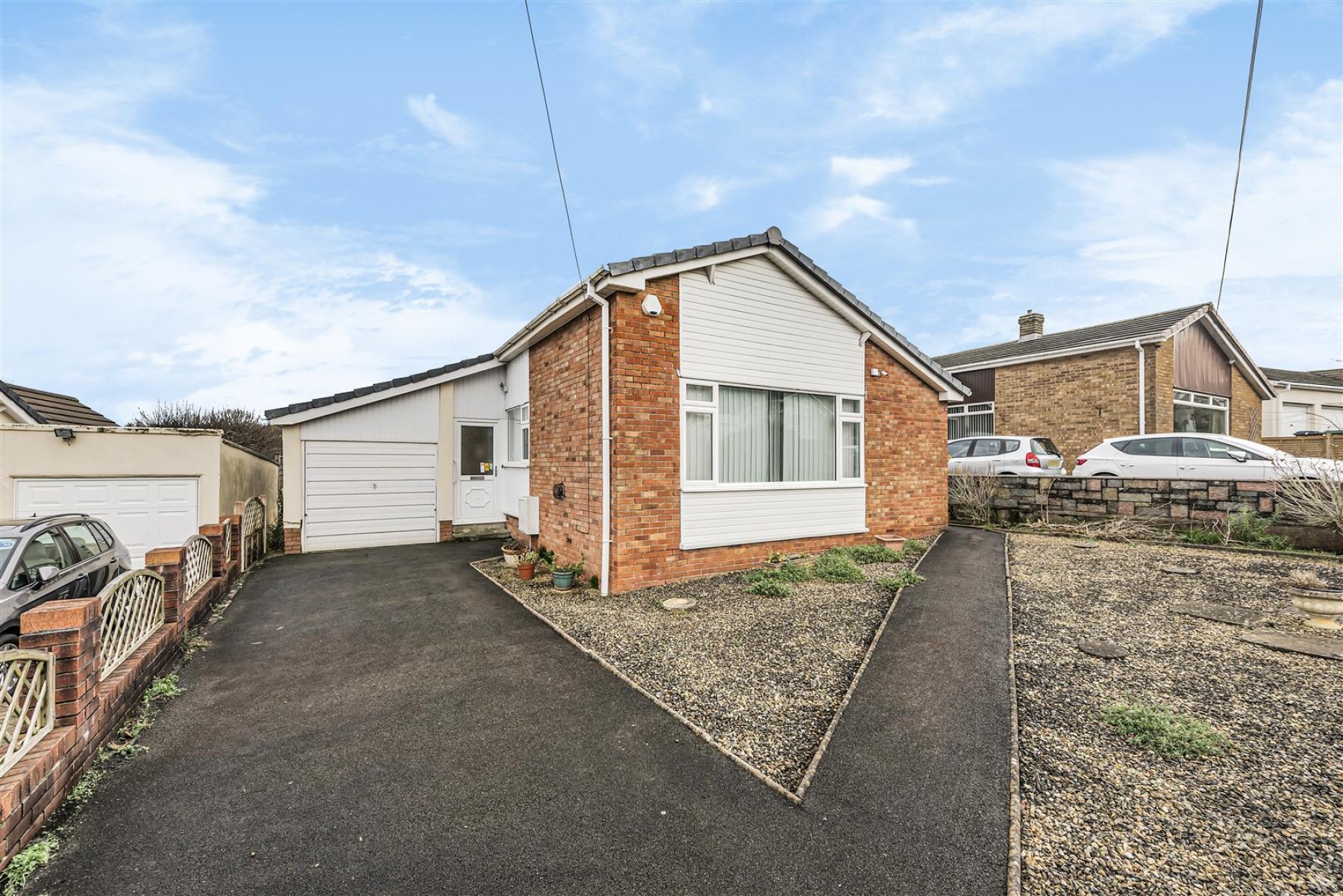 DETACHED BUNGALOW FOR UPDATING - PILL, 3 bedroom, Bungalow - Detached - 29368895