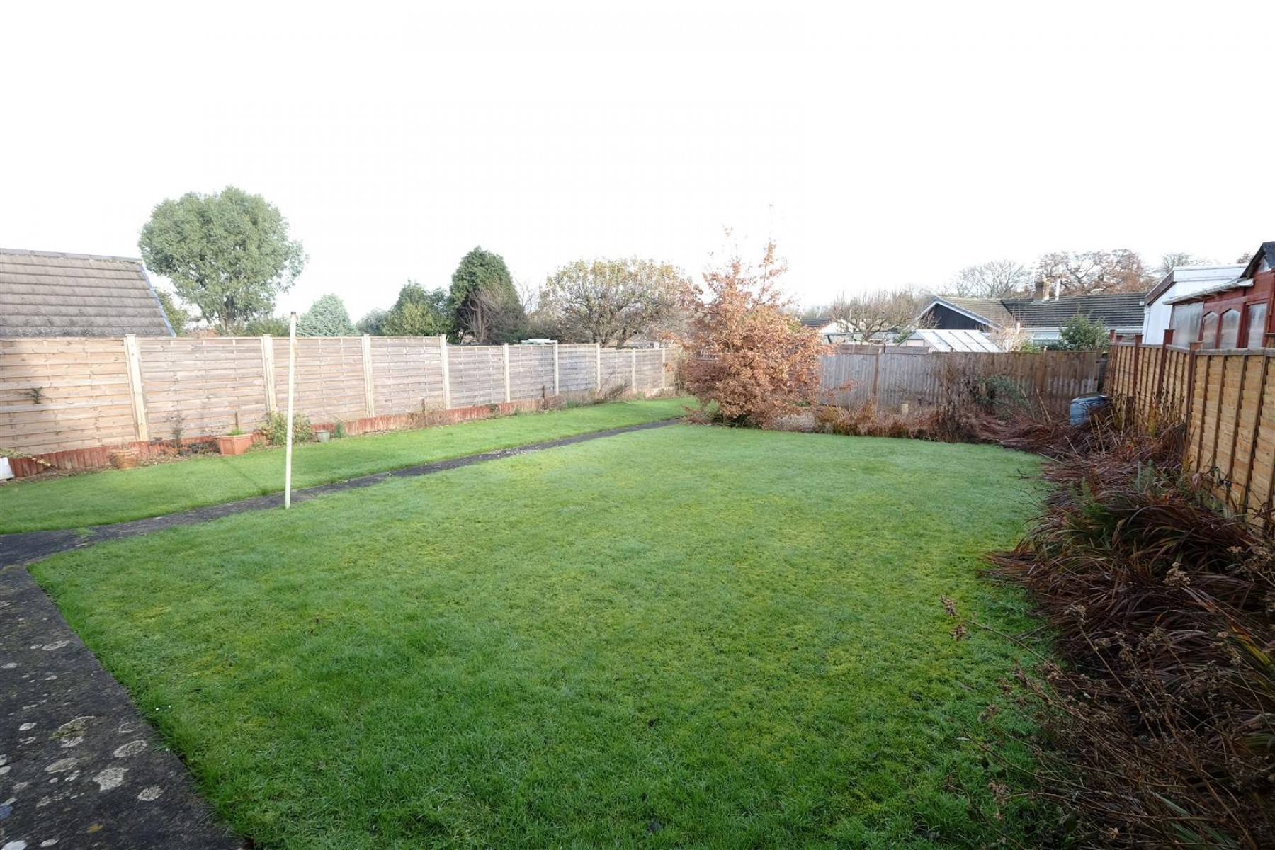 DETACHED BUNGALOW FOR UPDATING - PILL, 3 bedroom, Bungalow - Detached - 29368895