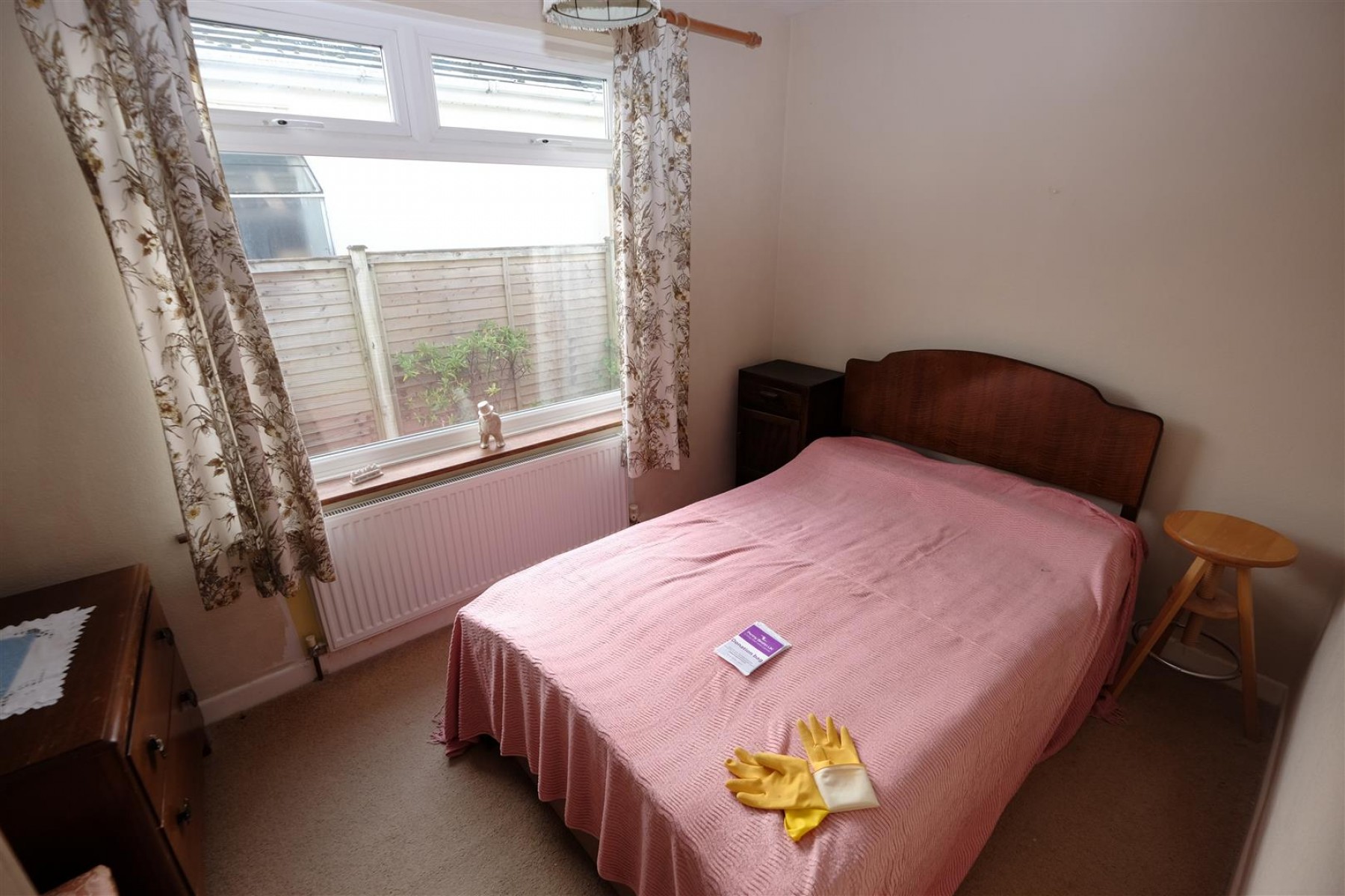 DETACHED BUNGALOW FOR UPDATING - PILL, 3 bedroom, Bungalow - Detached - 29368895