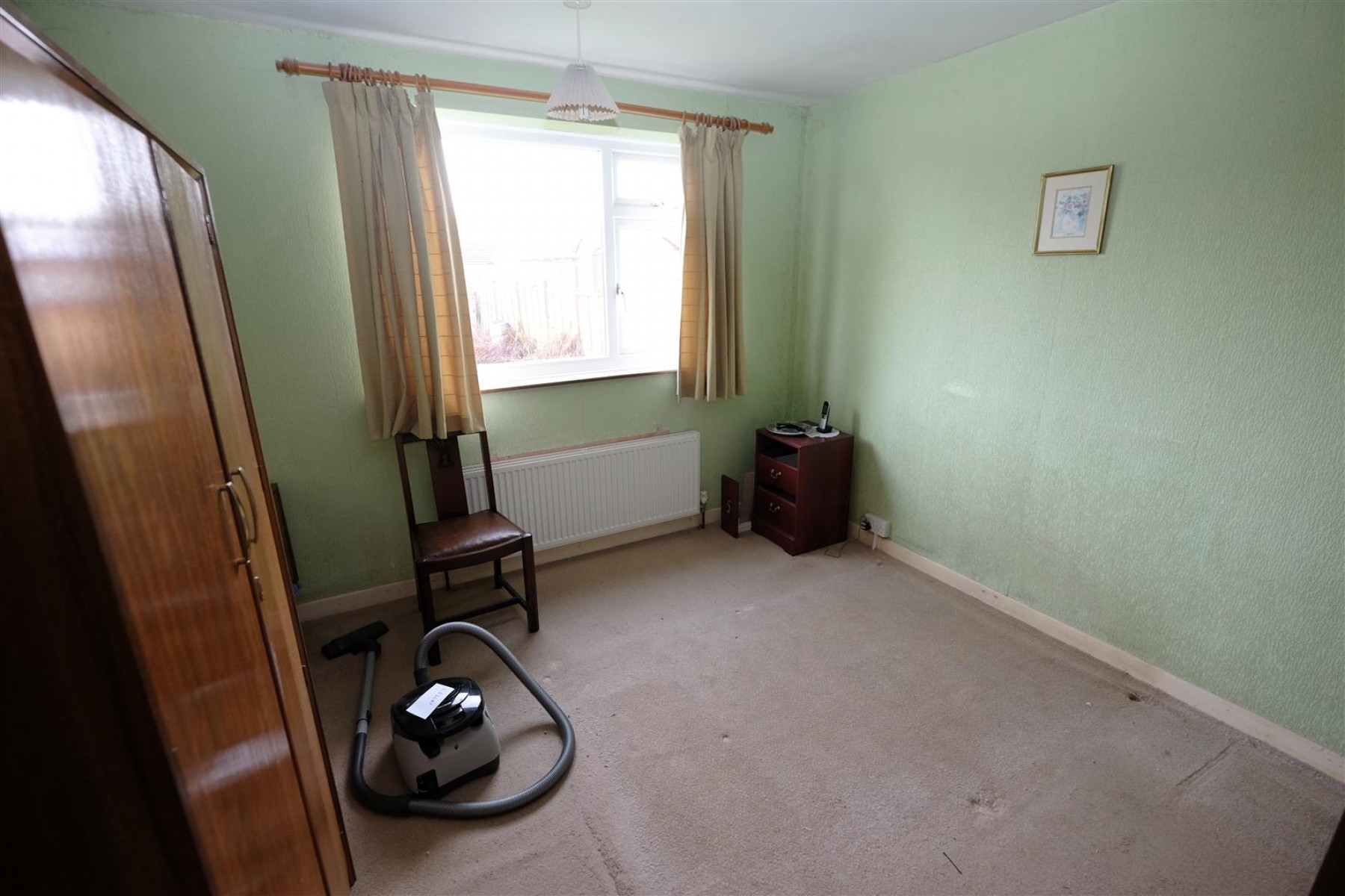 DETACHED BUNGALOW FOR UPDATING - PILL, 3 bedroom, Bungalow - Detached - 29368895