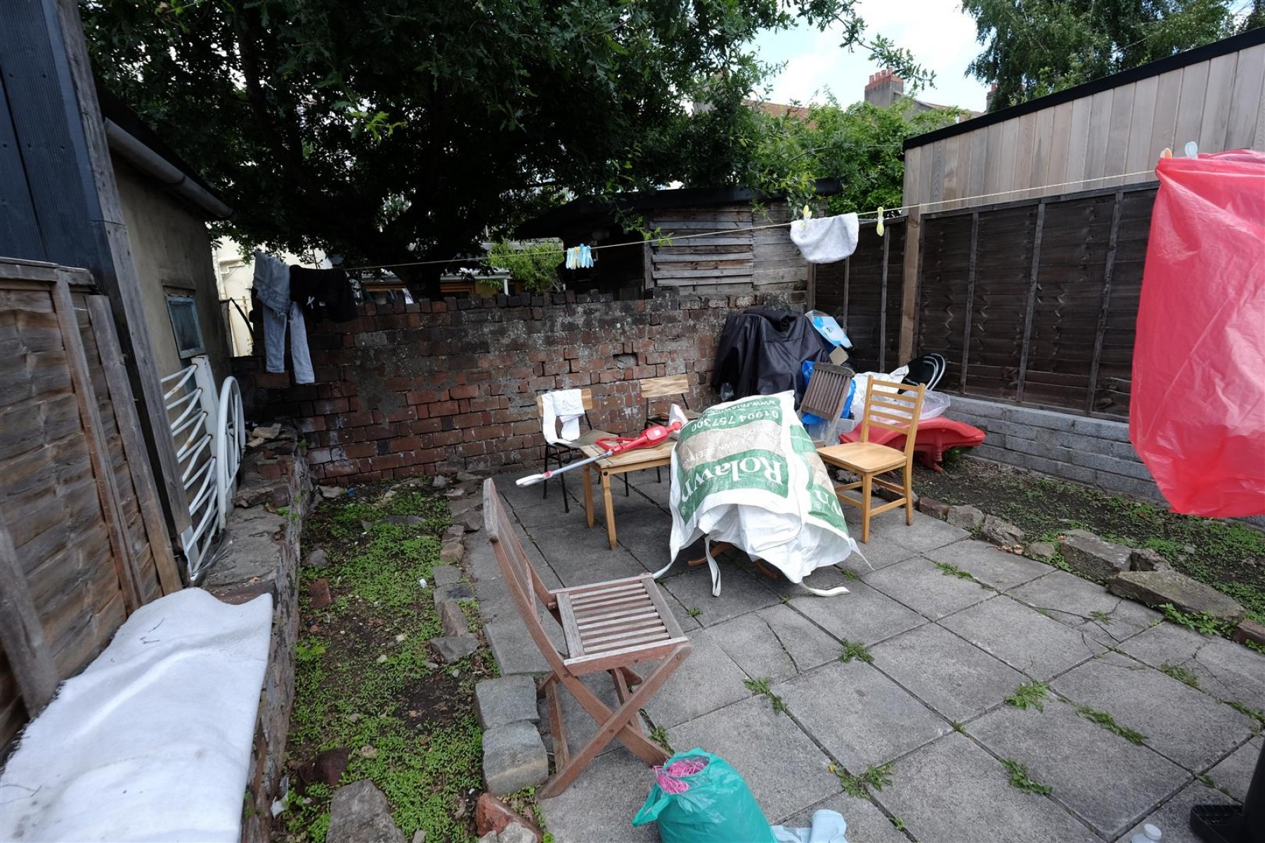 TERRACE FOR INVESTMENT / UPDATING, 3 bedroom, House - Terraced - 29737190