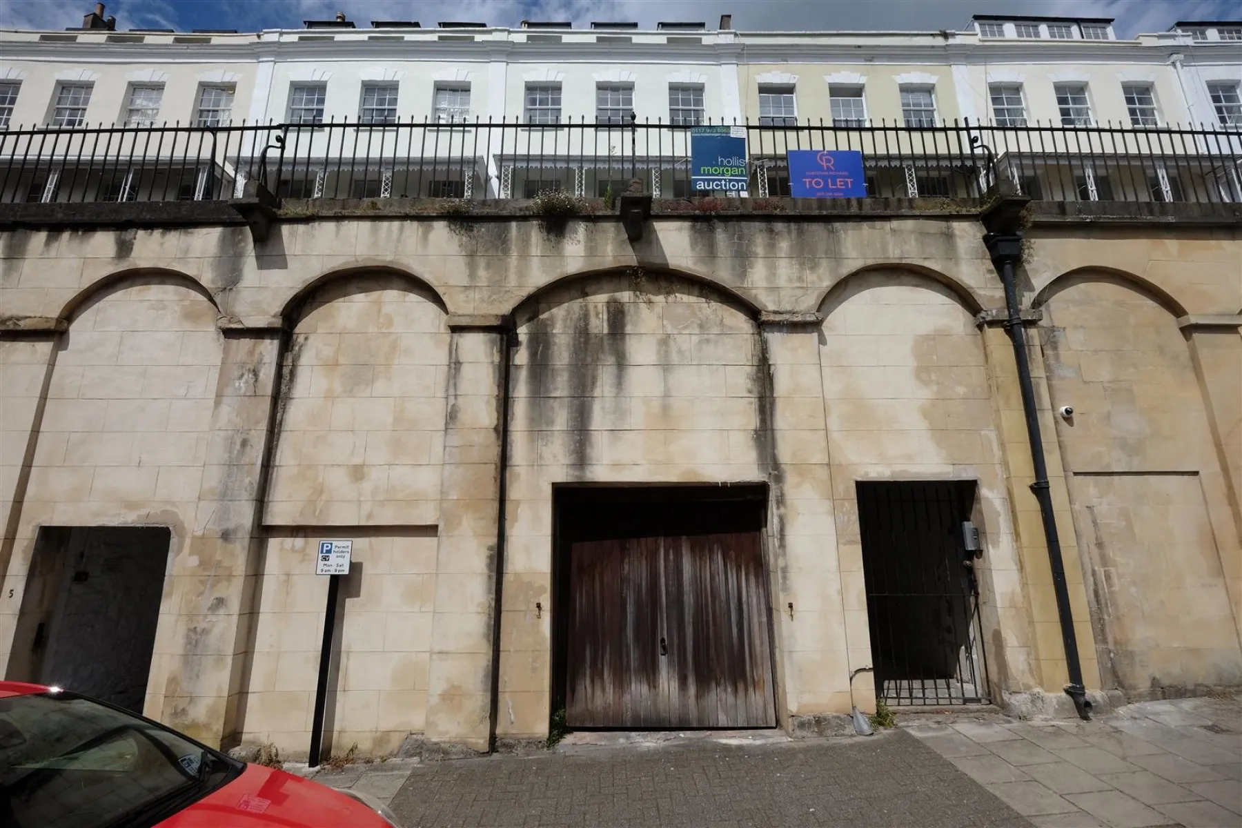 GARAGE @ ROYAL YORK CRESCENT, Garage - 29678342