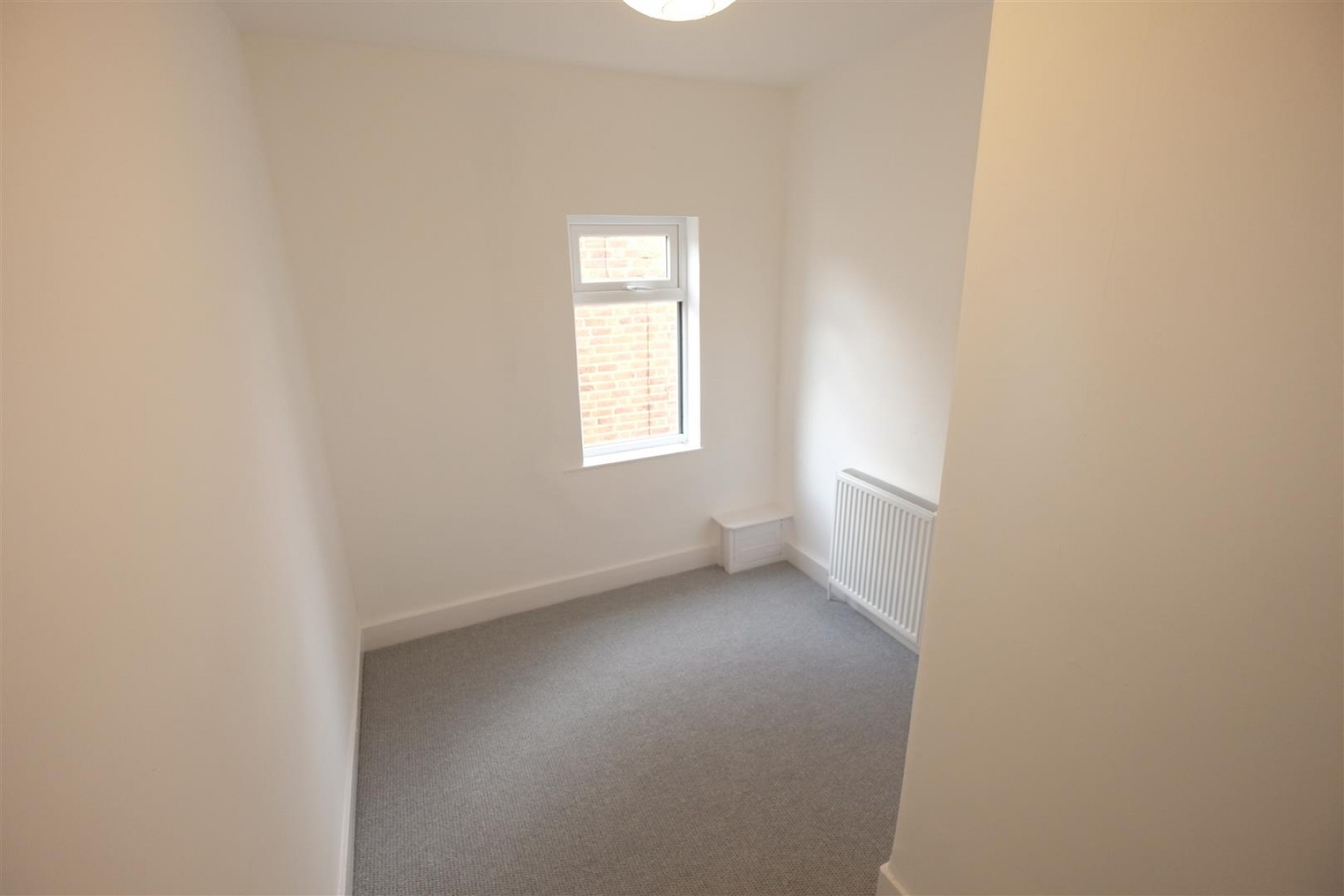 REFURBISHED BLOCK OF FLATS - GL1, 4 bedroom, House - 30952105