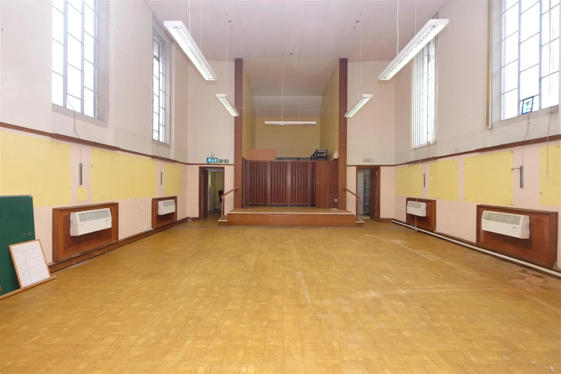 DETACHED CHAPEL WITH RESI PLANNING - WSM, 12 bedroom, Commercial - 30343061