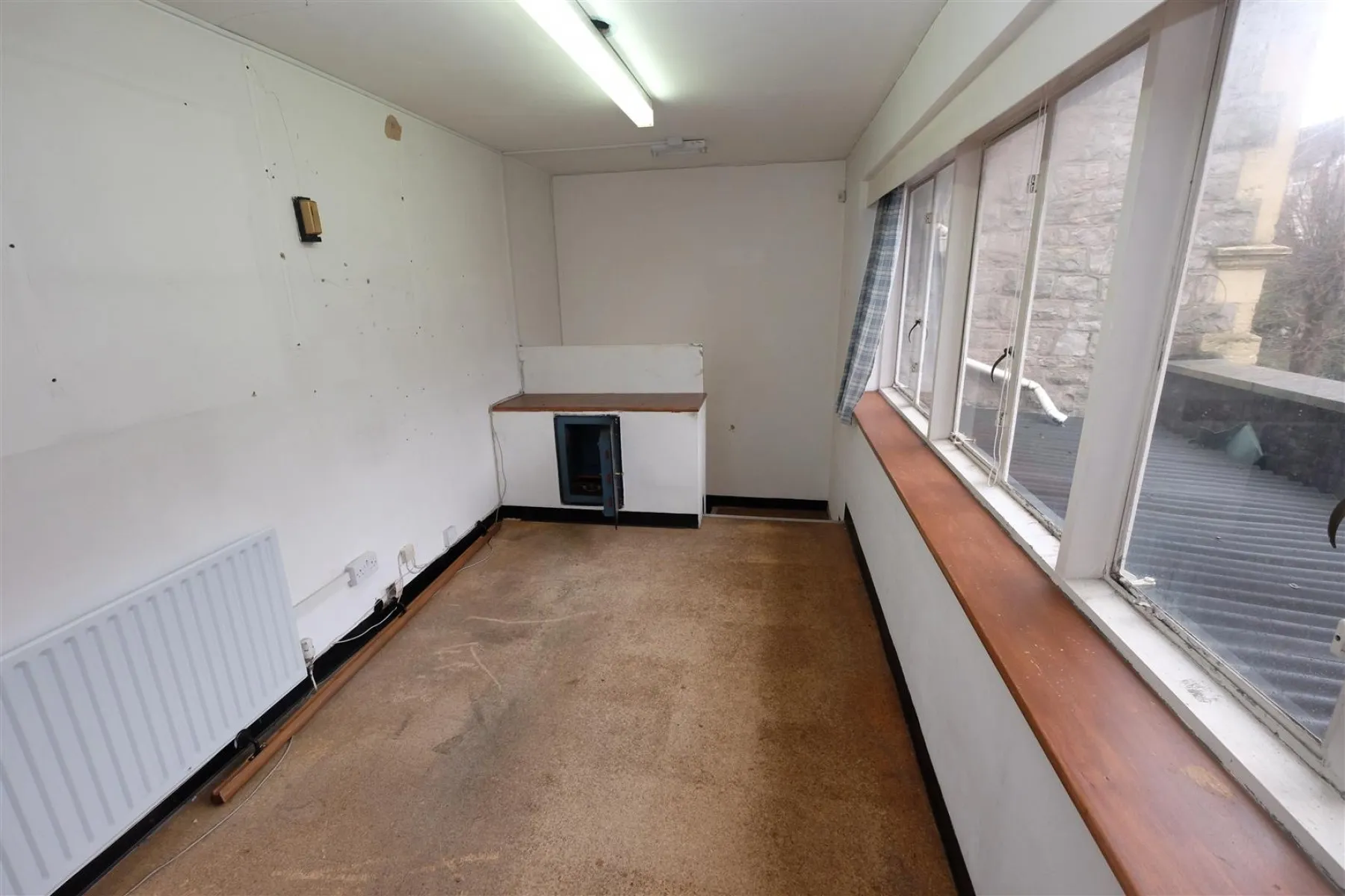 DETACHED CHAPEL WITH RESI PLANNING - WSM, 12 bedroom, Commercial - 30343061