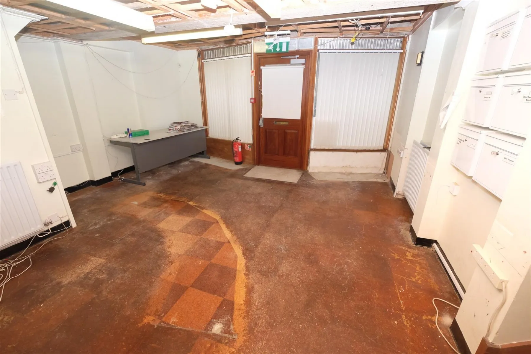 DETACHED CHAPEL WITH RESI PLANNING - WSM, 12 bedroom, Commercial - 30343061