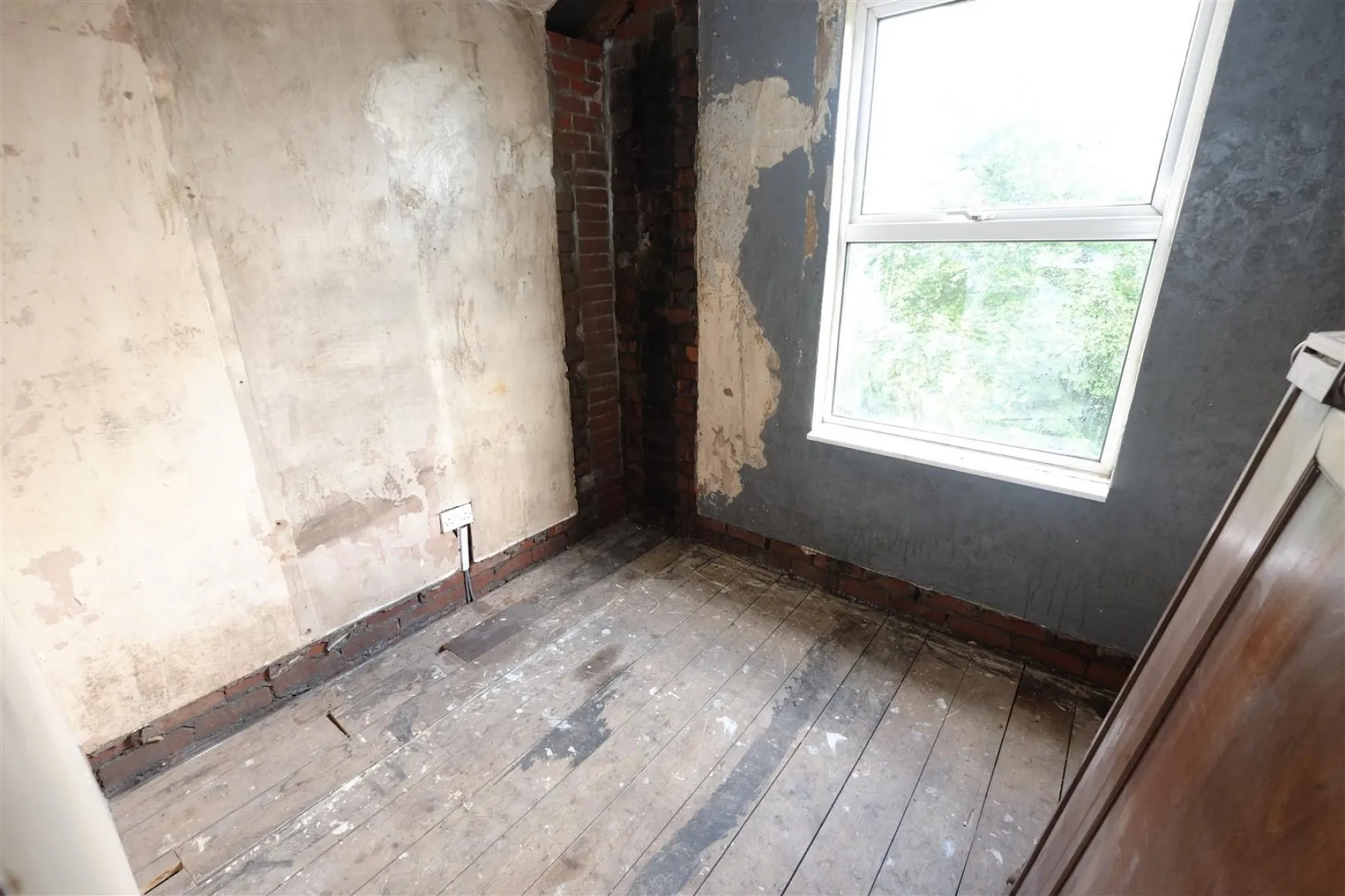 SCOPE FOR FAMILY HOME - LONG ASHTON, 4 bedroom, Commercial - 30721673