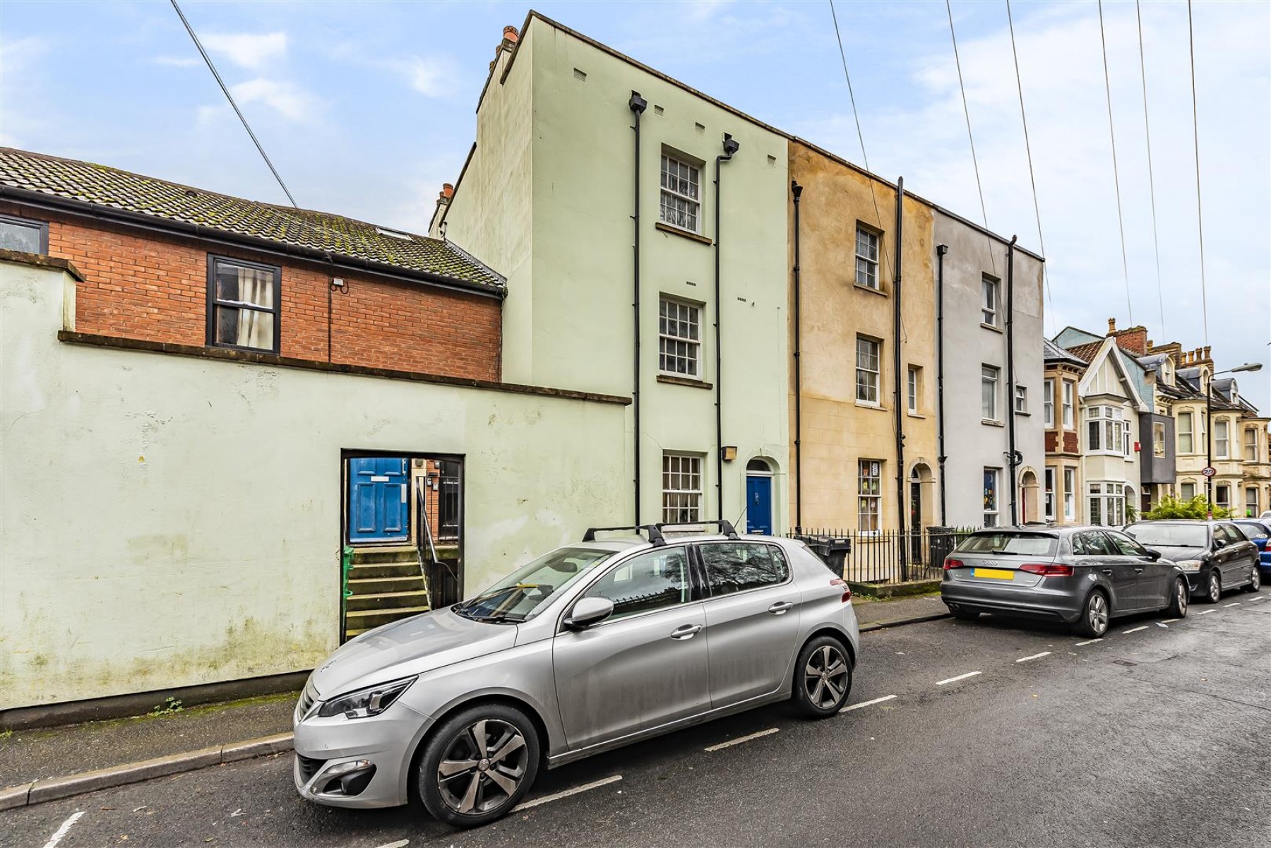 FLAT FOR BASIC UPDATING - MONTPELIER, 1 bedroom, Flat - 30770698