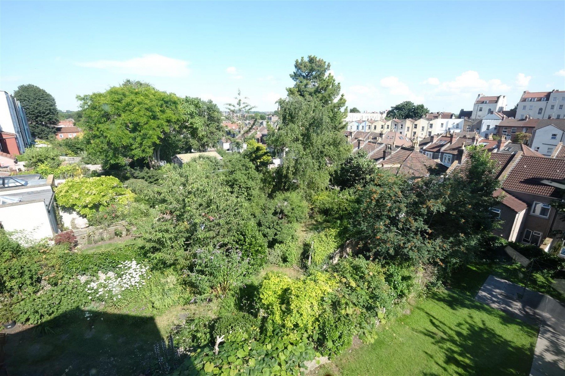 FLAT FOR BASIC UPDATING - MONTPELIER, 1 bedroom, Flat - 30770698