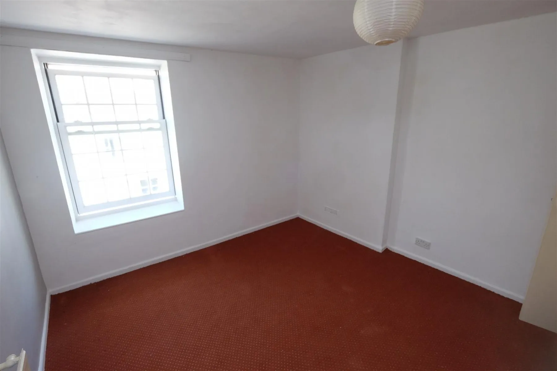 HOUSE | 3 FLATS | DOUBLE WIDTH YARD, 6 bedroom, House - 31851408