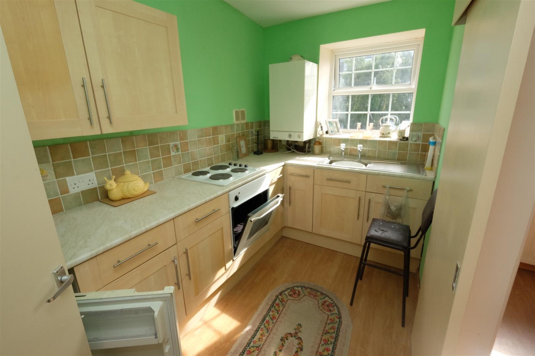 HOUSE | 3 FLATS | DOUBLE WIDTH YARD, 6 bedroom, House - 31851408
