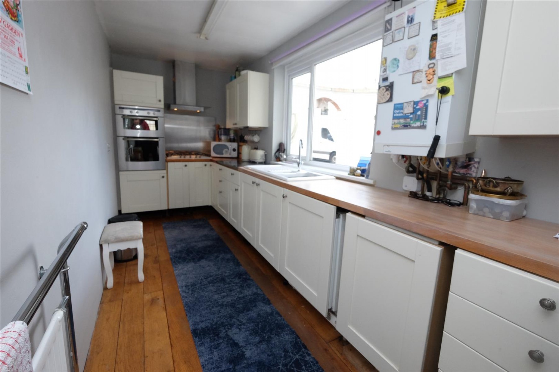 HOUSE | 3 FLATS | DOUBLE WIDTH YARD, 6 bedroom, House - 31851408
