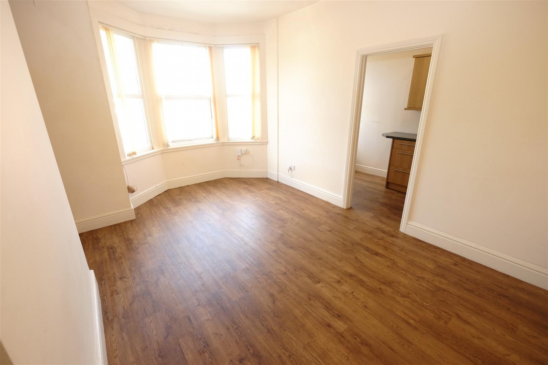 VACANT FLAT - WSM, 2 bedroom, Flat - 30905438