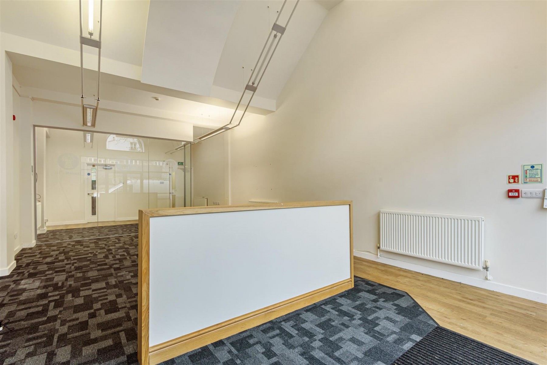 CLIFTON VILLAGE OPPORTUNITY, 3 bedroom, Commercial - 31141364