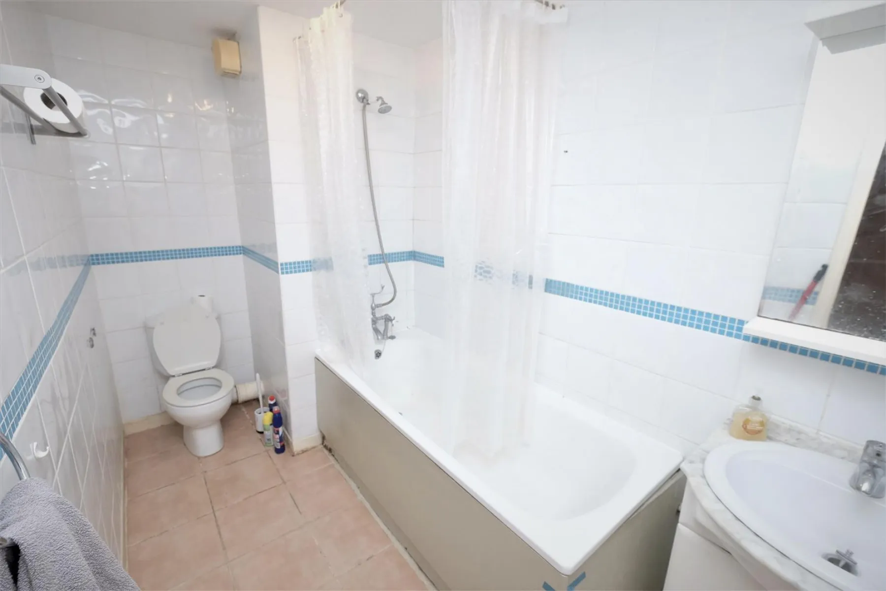 FLAT FOR UPDATING - FILTON, 2 bedroom, Flat - 31248871