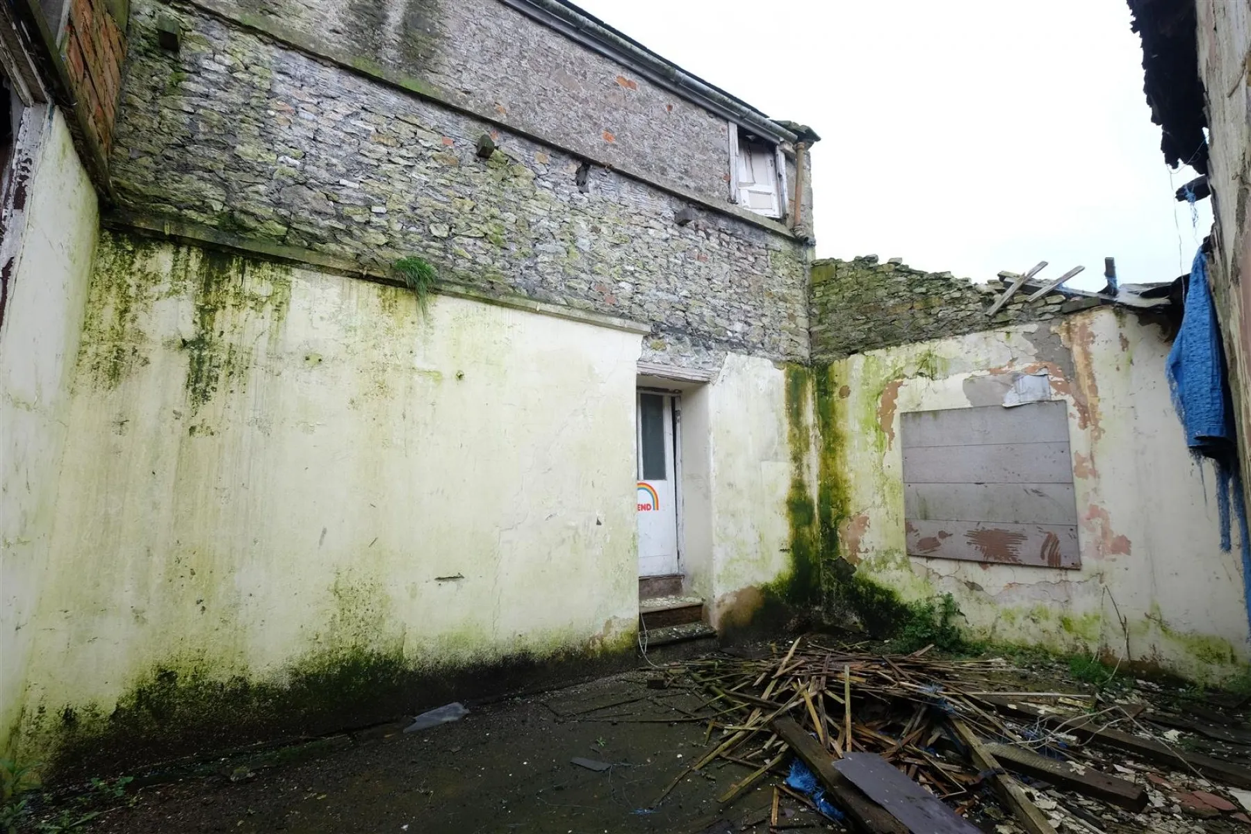 DEVELOPMENT OPPORTUNITY - TOWN CENTRE, 7 bedroom, House - 31315468