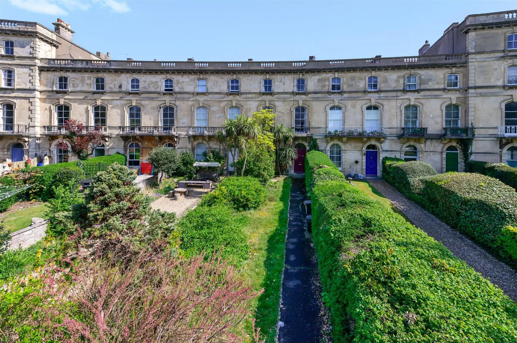 STUNNING TERRACE HOUSE - WSM, 10 bedroom, House - 31400779