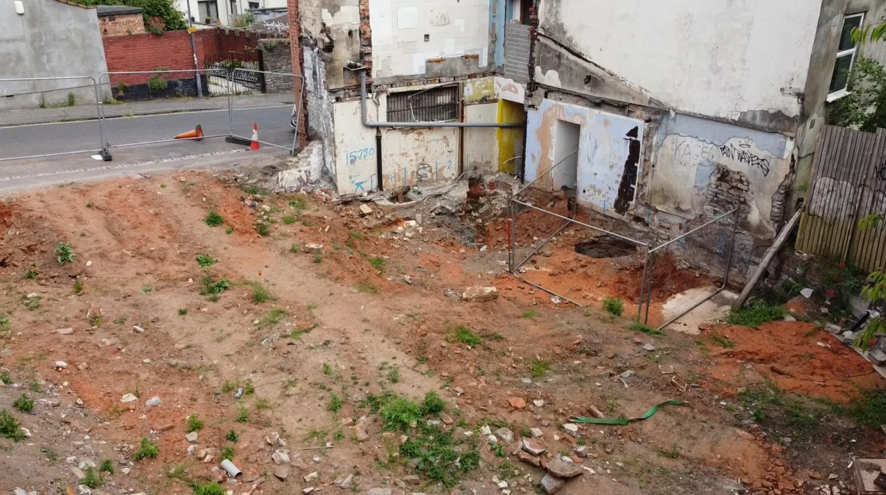 PLANNING | 9 FLATS | GDV £2.55M | BS3, 17 bedroom, Land - Building Plot - 31565974