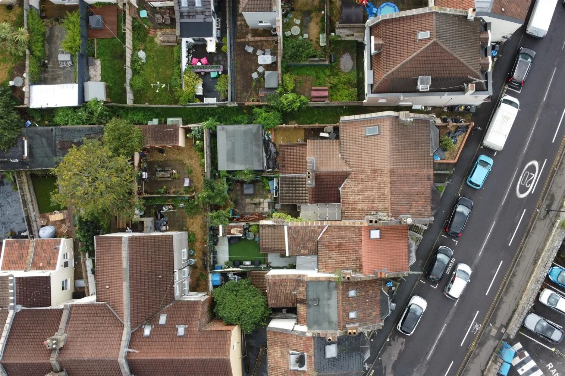 HOUSE | UPDATING | BS4, 3 bedroom, House - Terraced - 32613846