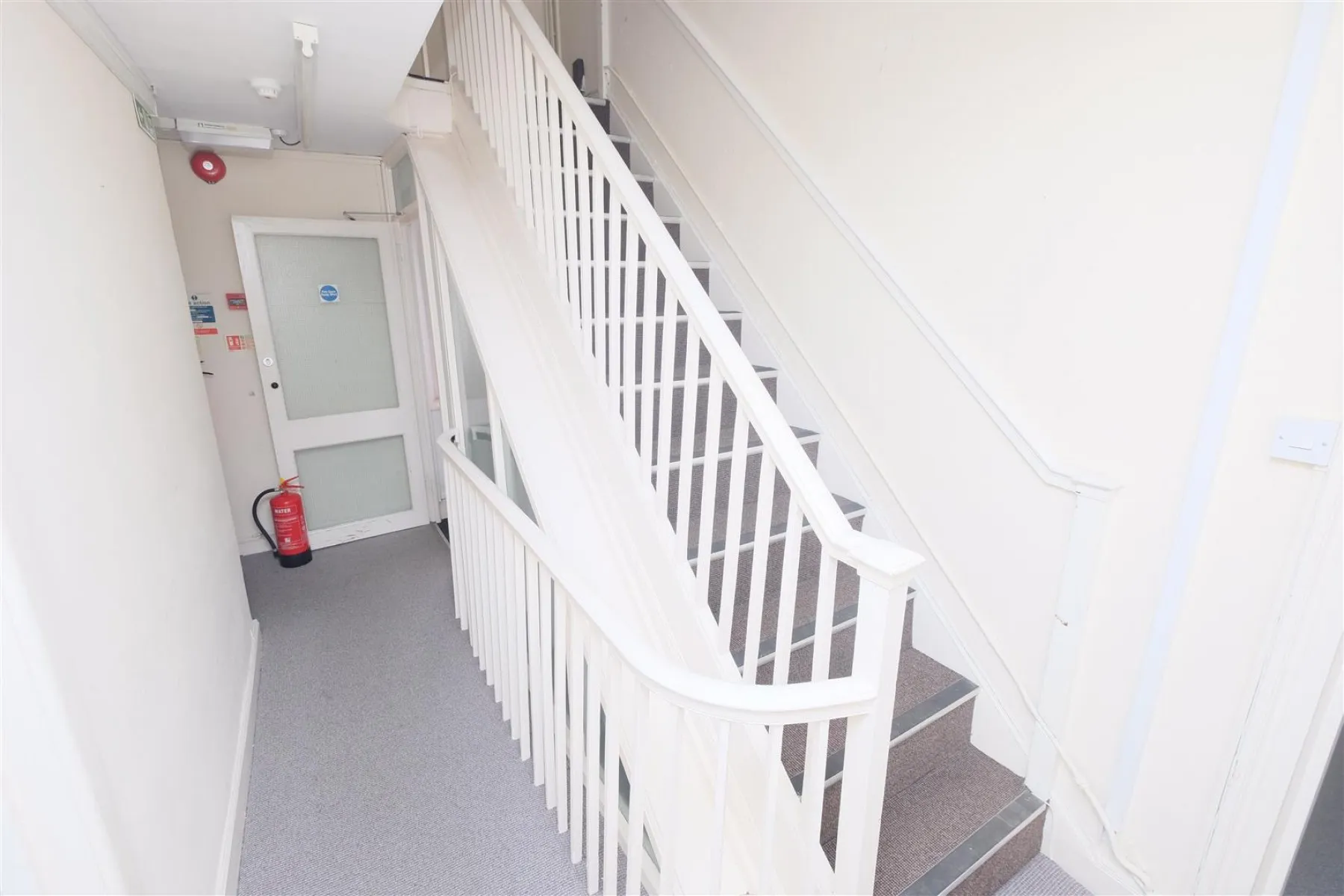 FREEHOLD | THORNBURY, Commercial - 32613774