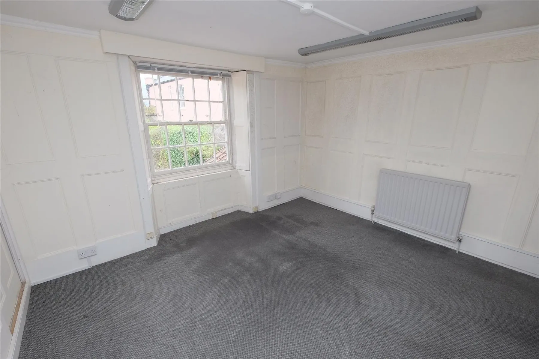 FREEHOLD | THORNBURY, Commercial - 32613774