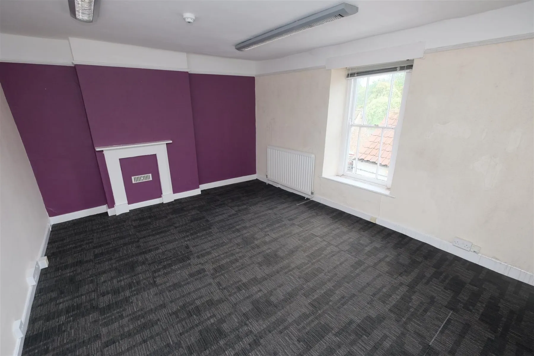 FREEHOLD | THORNBURY, Commercial - 32613774