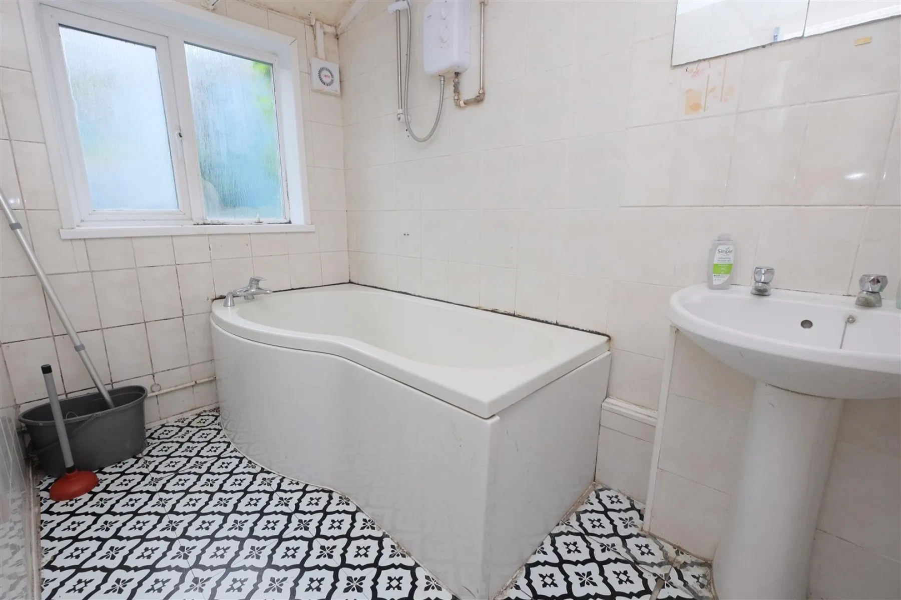 HOUSE | UPDATING | BS4, 3 bedroom, House - Terraced - 32613846