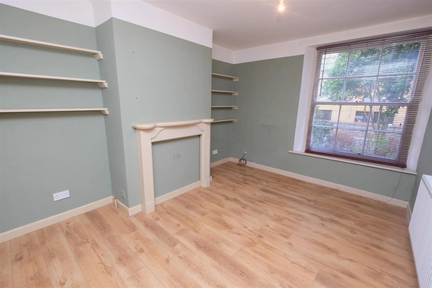 HALL FLOOR FLAT | BS6, 1 bedroom, Flat - 32694694