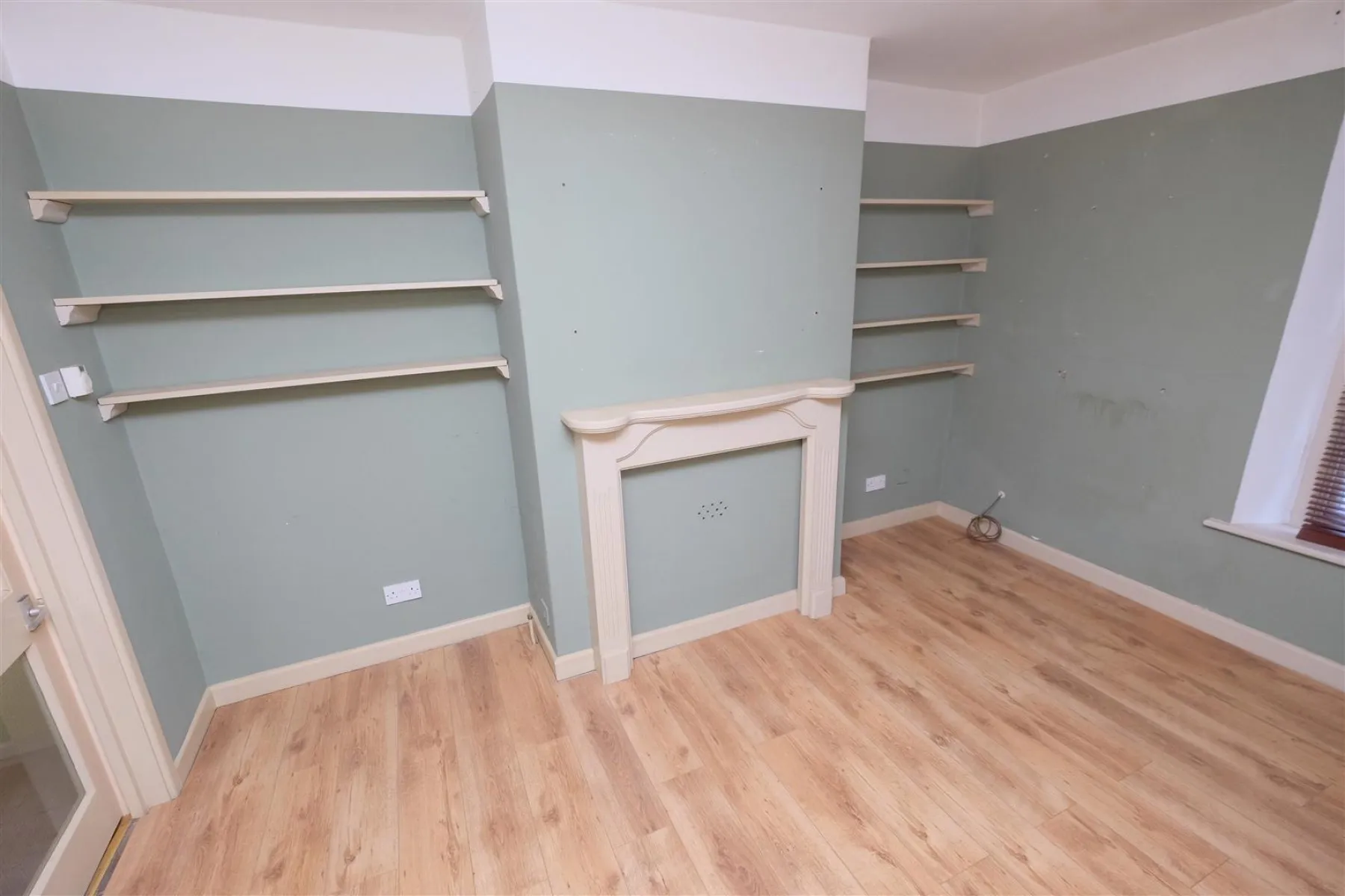 HALL FLOOR FLAT | BS6, 1 bedroom, Flat - 32694694