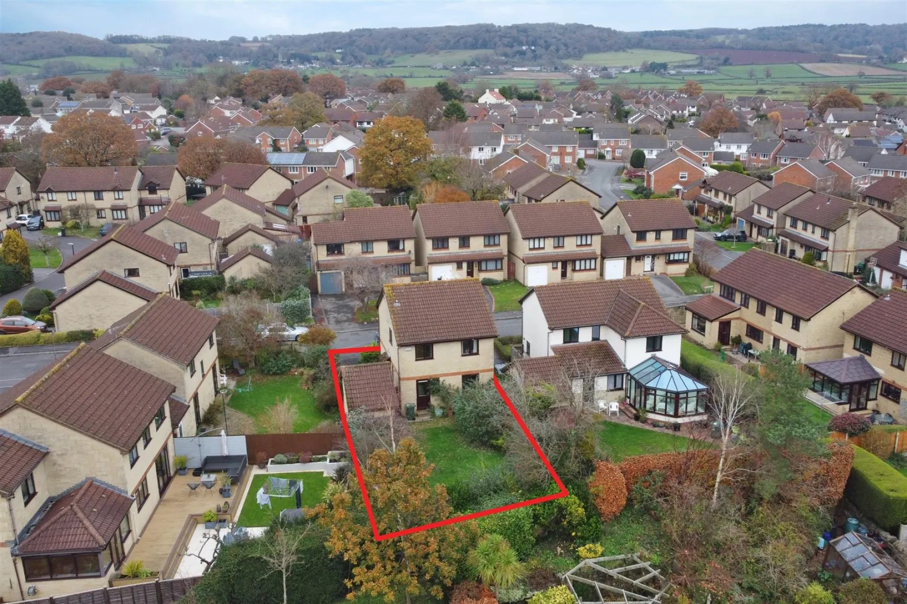 DETACHED | UPDATING | NAILSEA, 4 bedroom, House - Detached - 32700009
