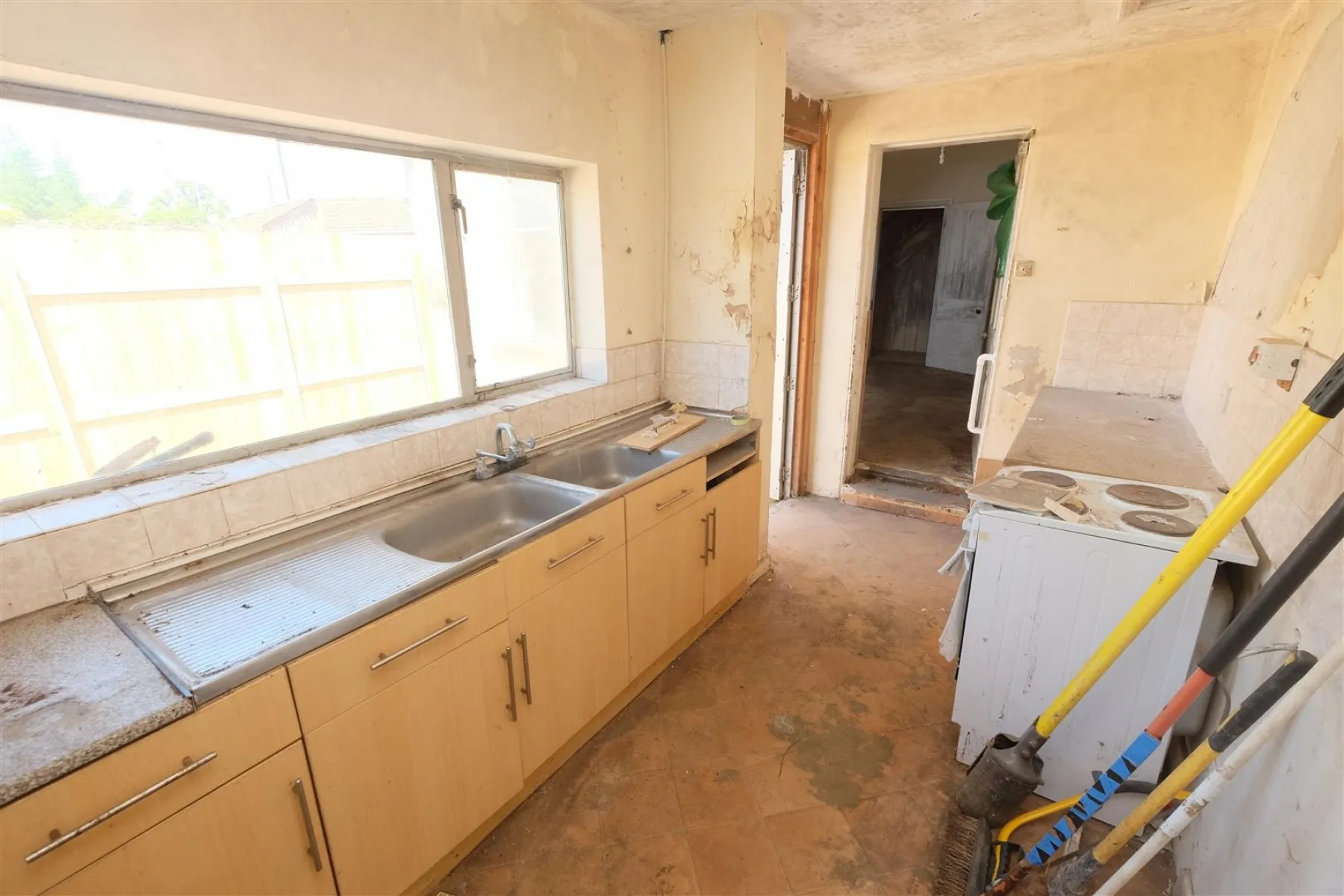 SEMI | MODERNISATION | BS15, 3 bedroom, House - Semi-Detached - 32382076