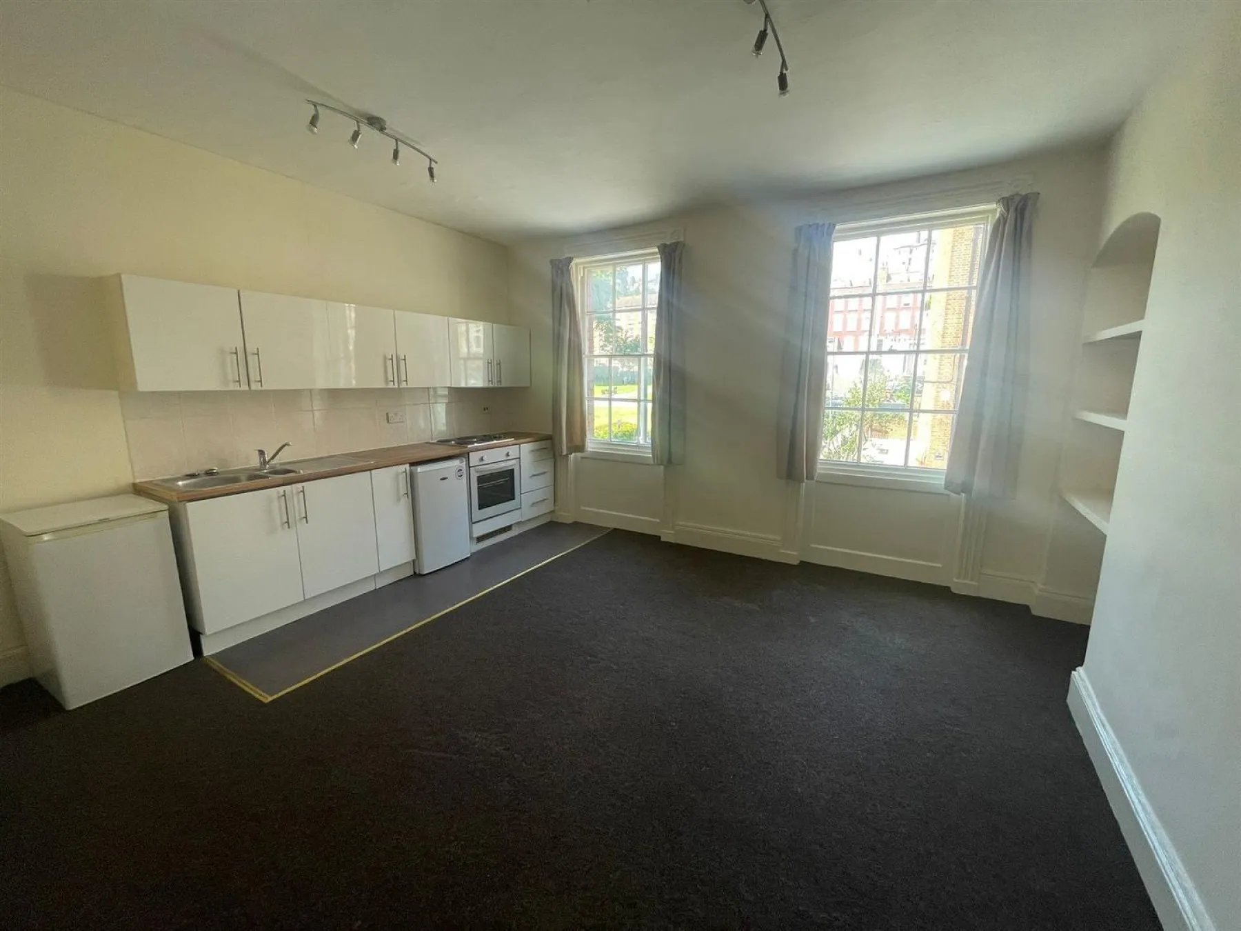 5 X 1 BED FLATS | BS2, 5 bedroom, House - Terraced - 32368994