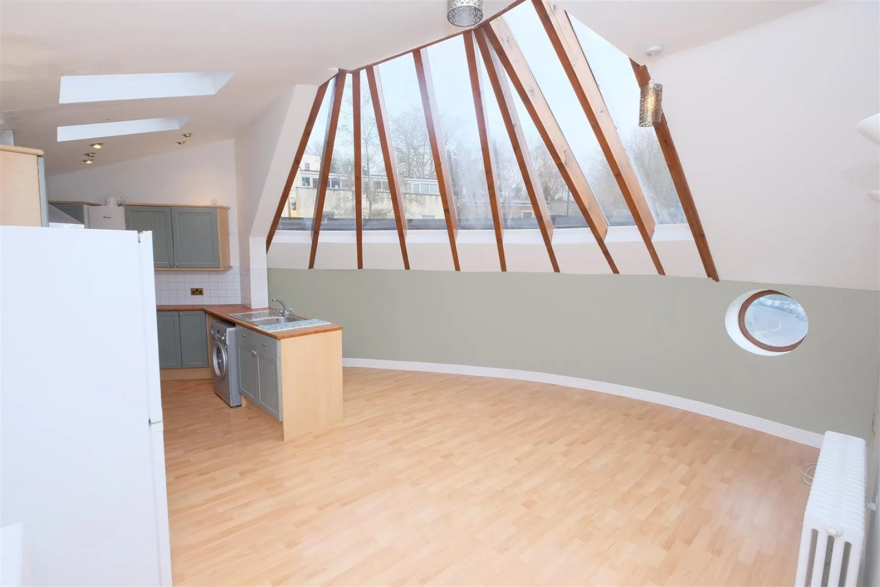 FLAT | REDUCED PRICE | CLIFTON, 2 bedroom, Flat - 32418865