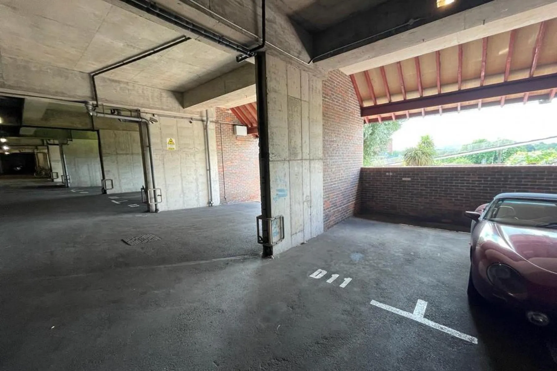 STUDIO | PARKING | BS8, Flat - 32472285
