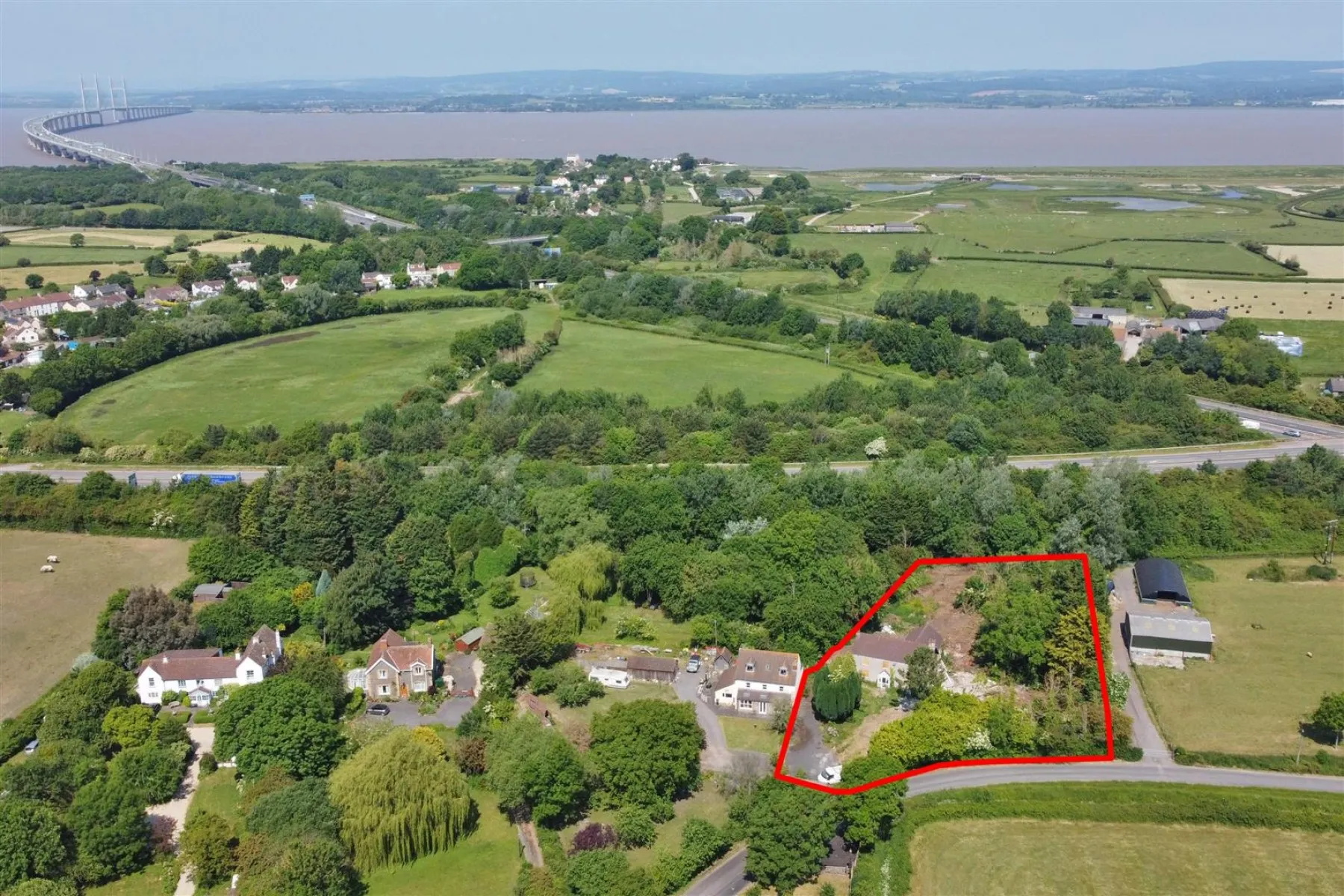 RESI OPPORTUNITY | 0.86 ACRE PLOT | BS35, 3 bedroom, House - Detached - 32379329