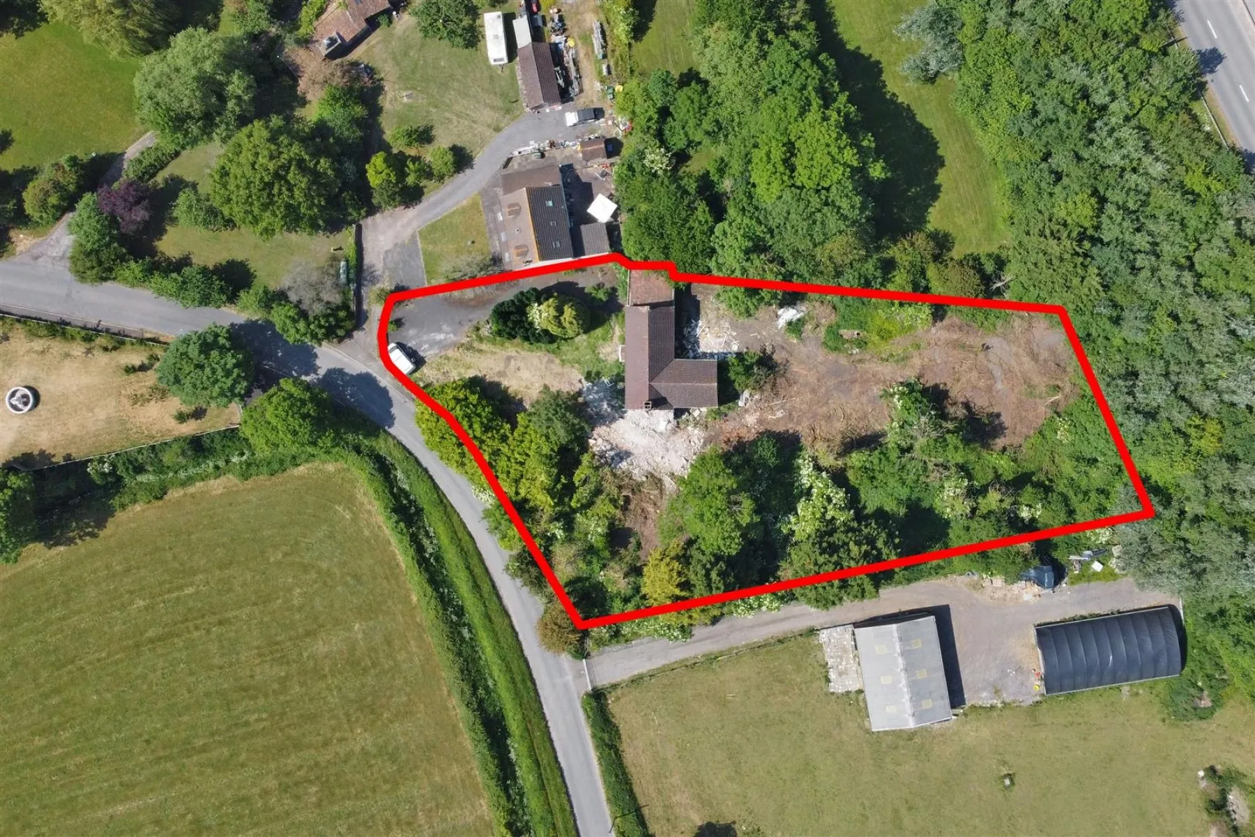 RESI OPPORTUNITY | 0.86 ACRE PLOT | BS35, 3 bedroom, House - Detached - 32379329