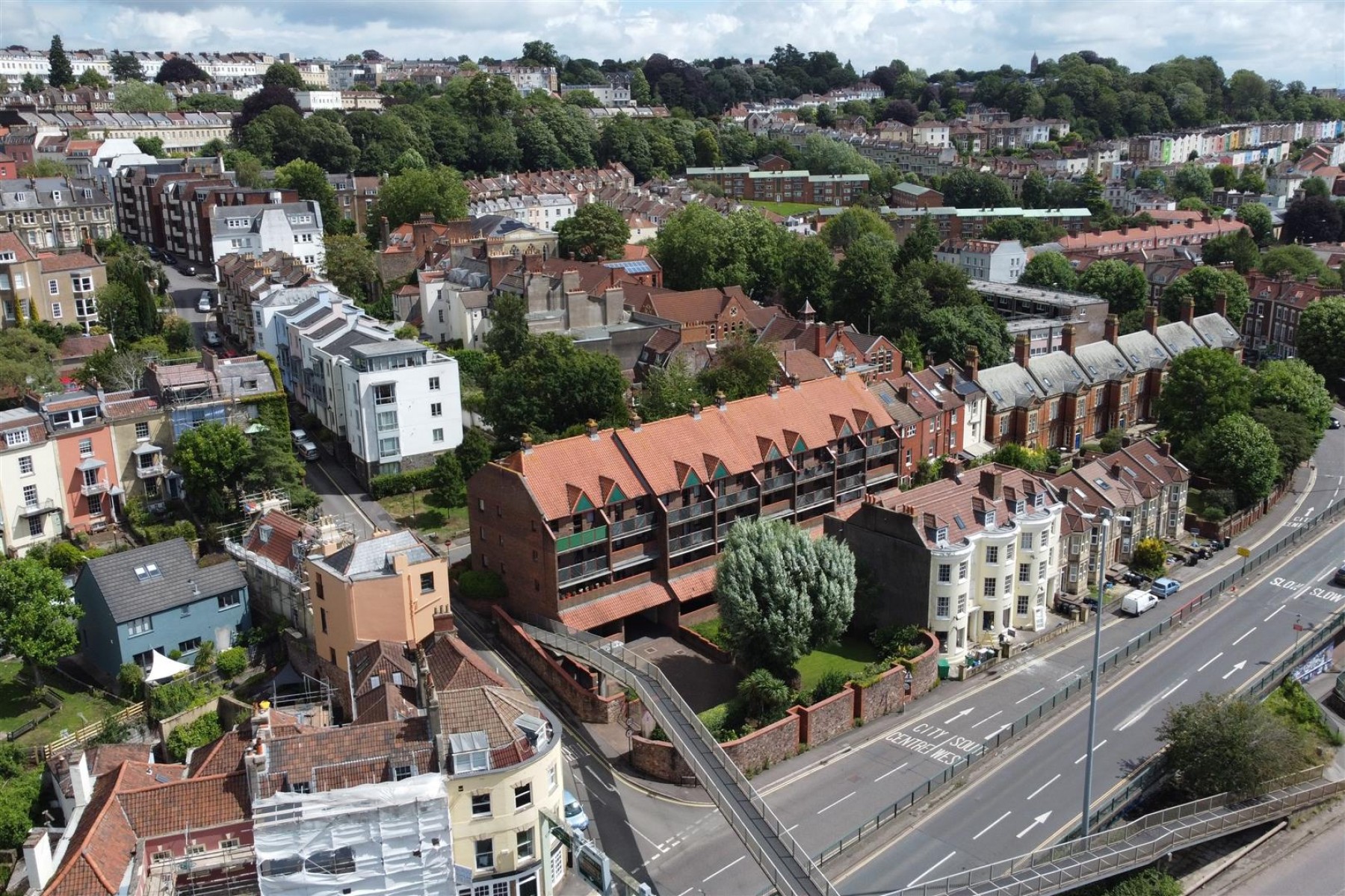 STUDIO | PARKING | BS8, Flat - 32472285