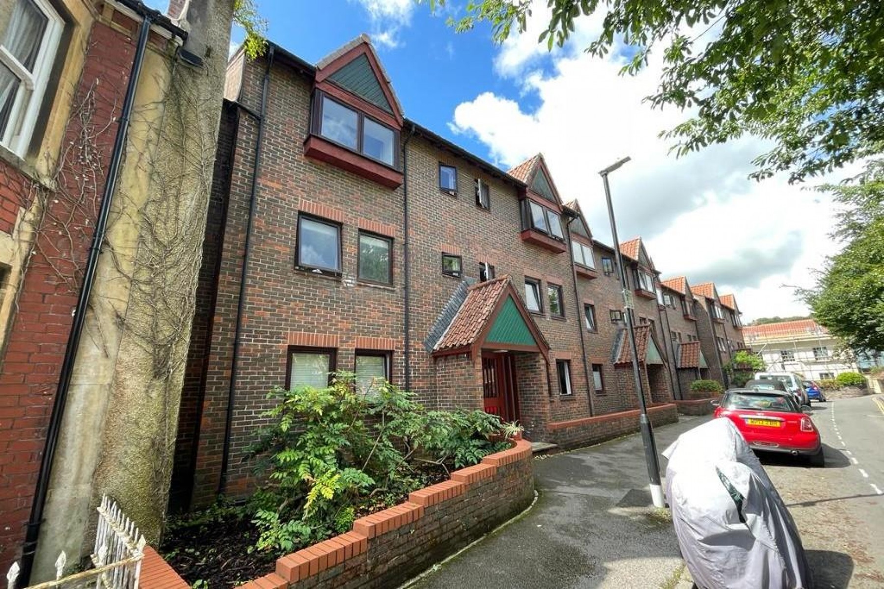STUDIO | PARKING | BS8, Flat - 32472285