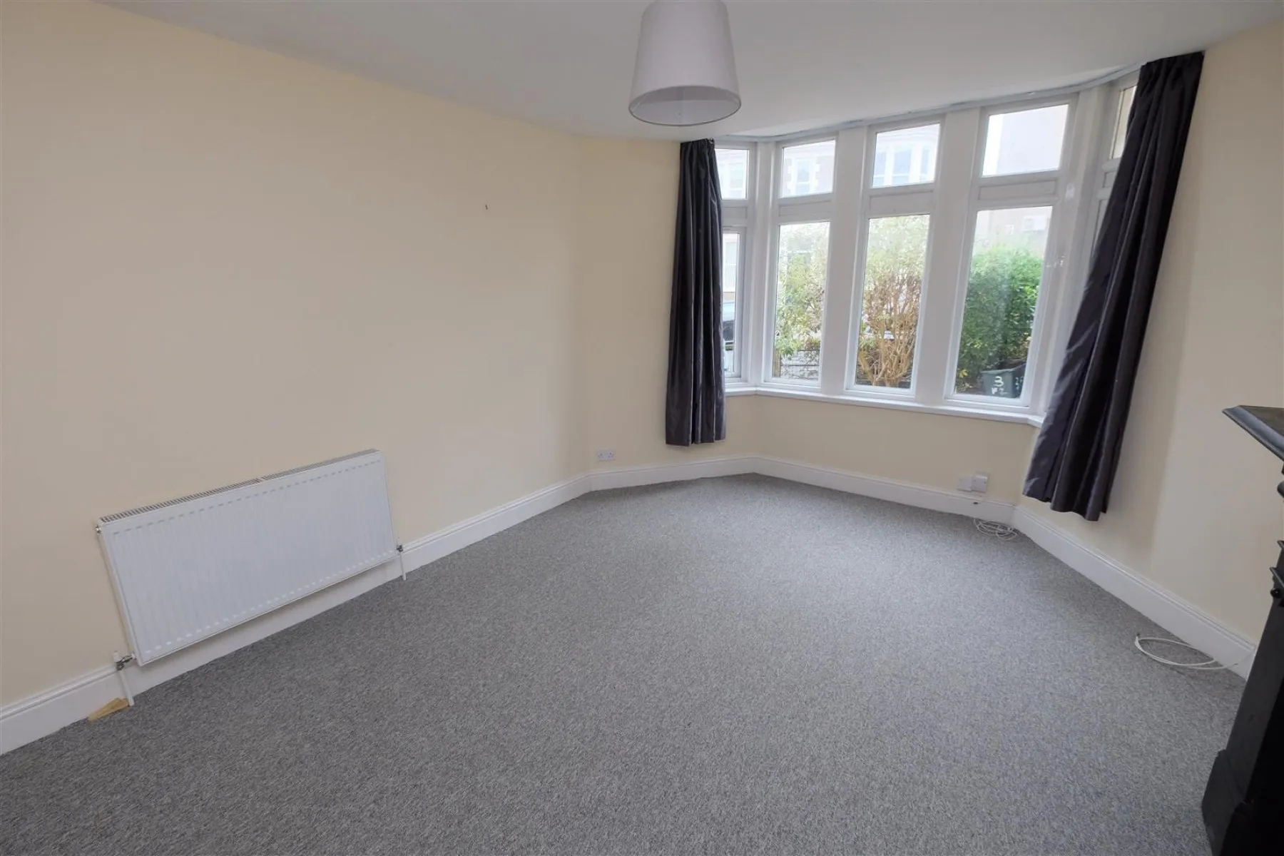 FREEHOLD BLOCK OF FLATS | REDLAND, 6 bedroom, House - 33300909