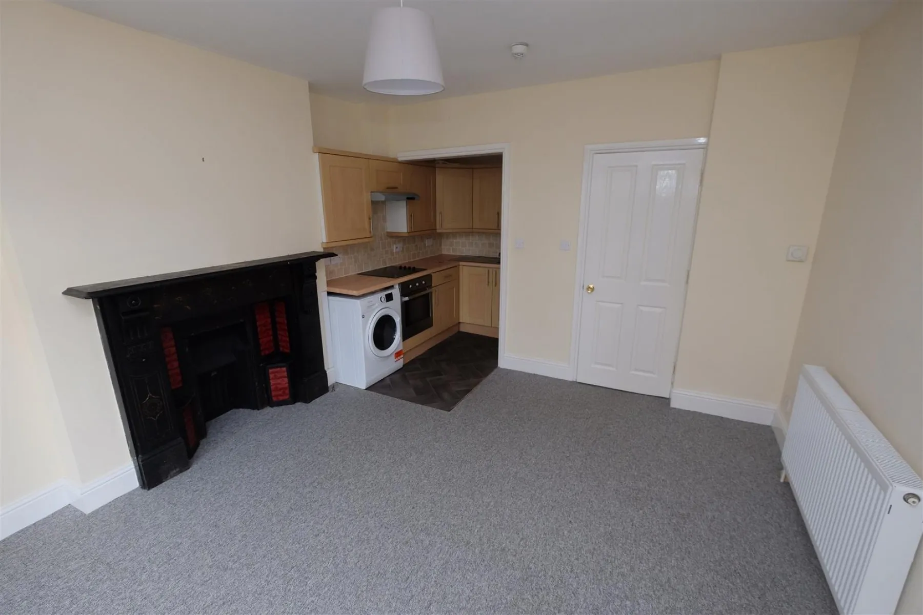 FREEHOLD BLOCK OF FLATS | REDLAND, 6 bedroom, House - 33300909