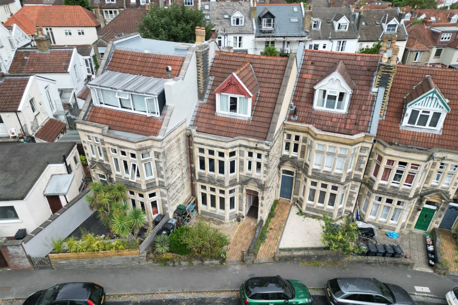 FREEHOLD BLOCK OF FLATS | REDLAND, 6 bedroom, House - 33300909